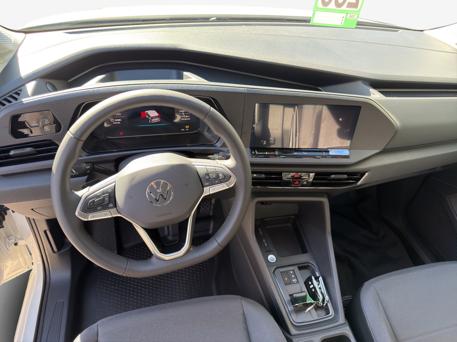 VW Caddy Cargo 1.5 TSI Plug in Hybrid DSG-image-9