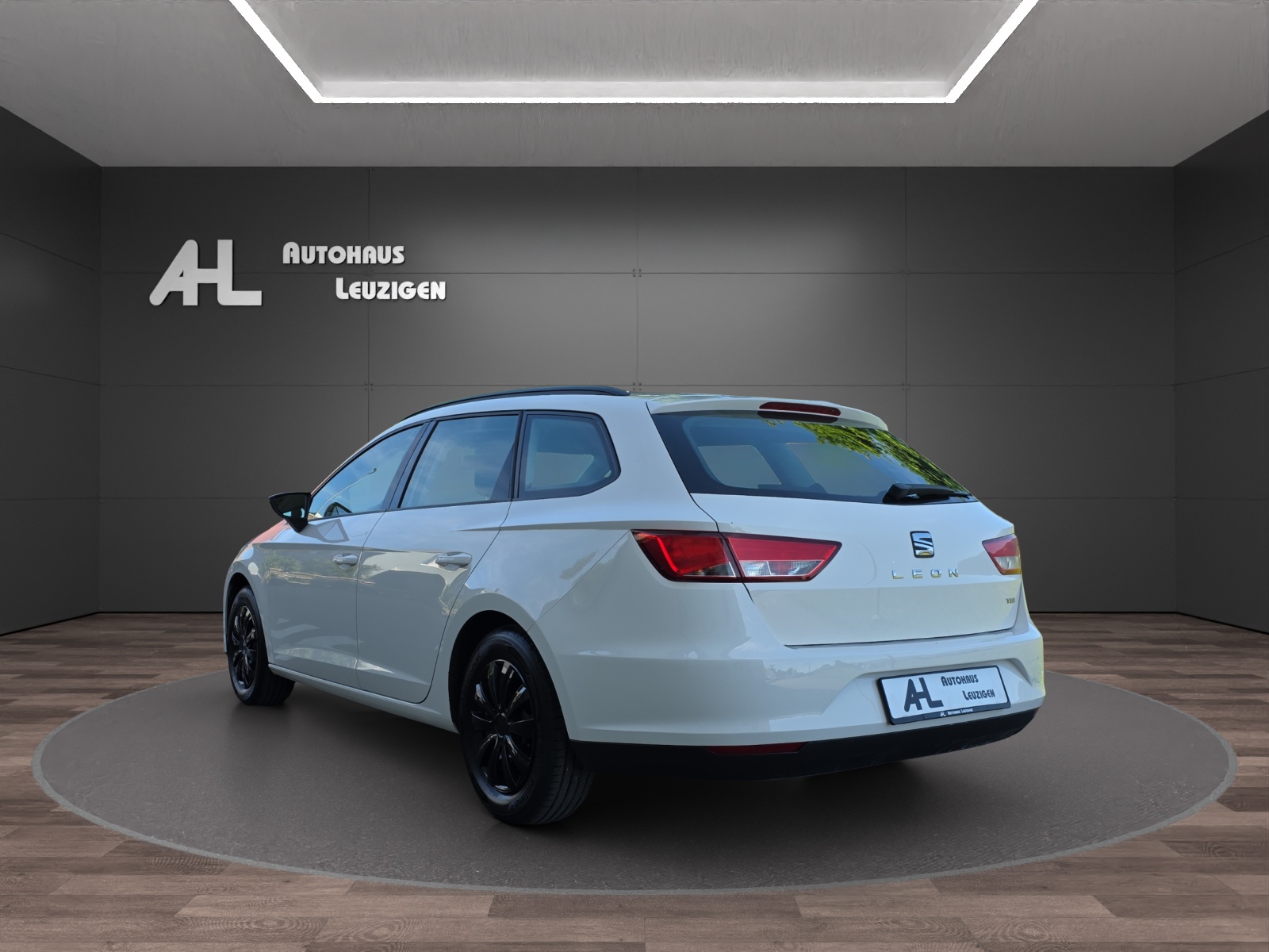 SEAT Leon ST 1.2 TSI Style-image-2