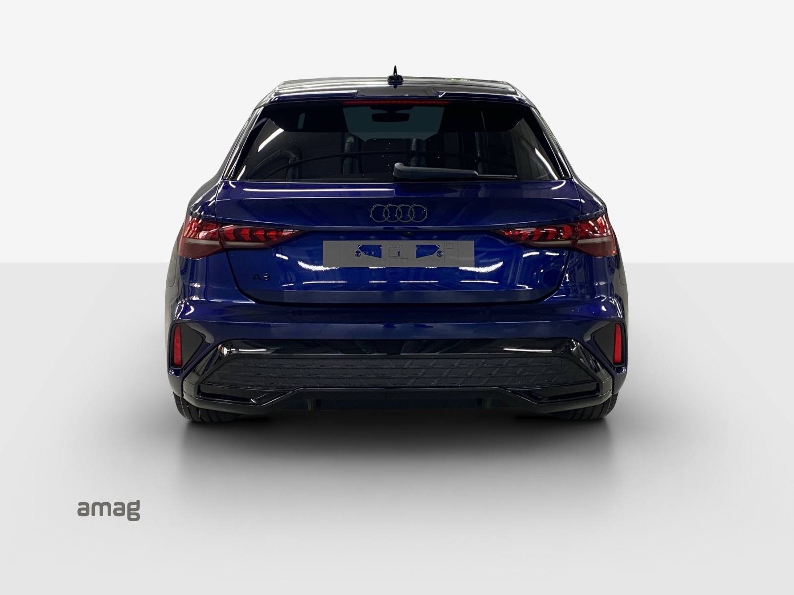 AUDI A3 Sportback TFSI 110 kW S line S tronic-image-3