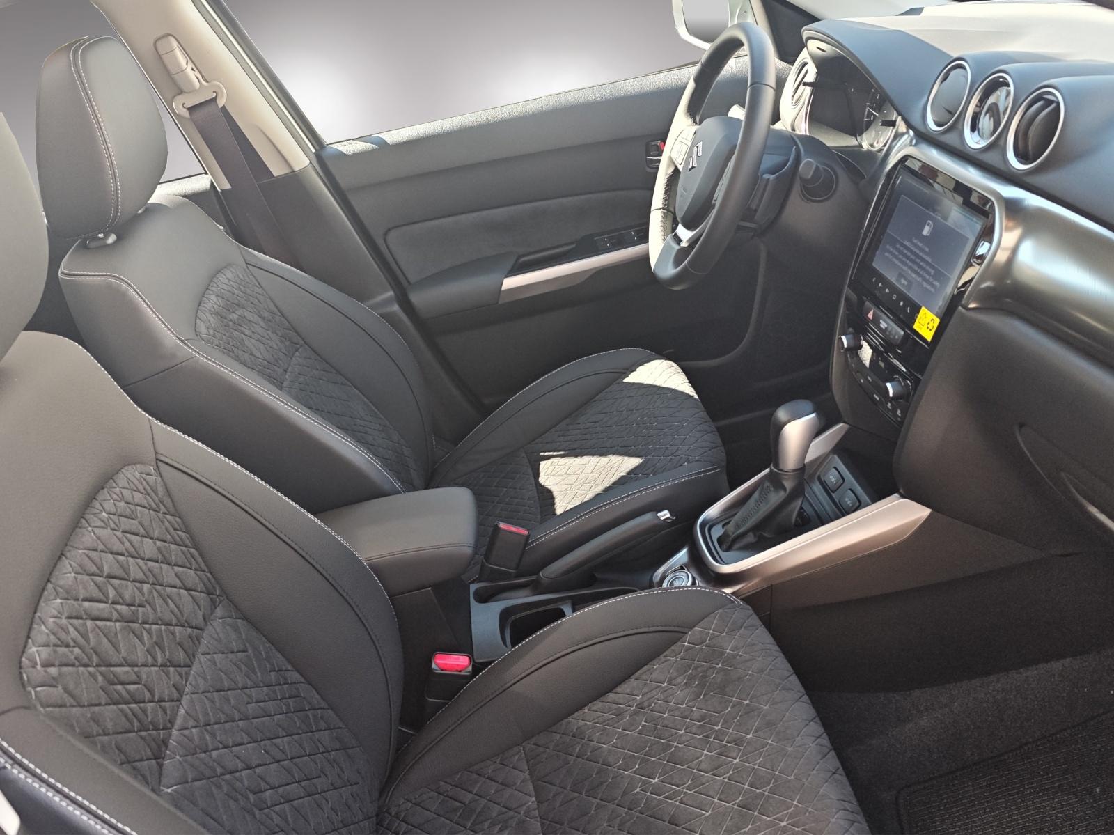 SUZUKI Vitara 1.4 T Sakura Top Hybrid 4x4-image-8
