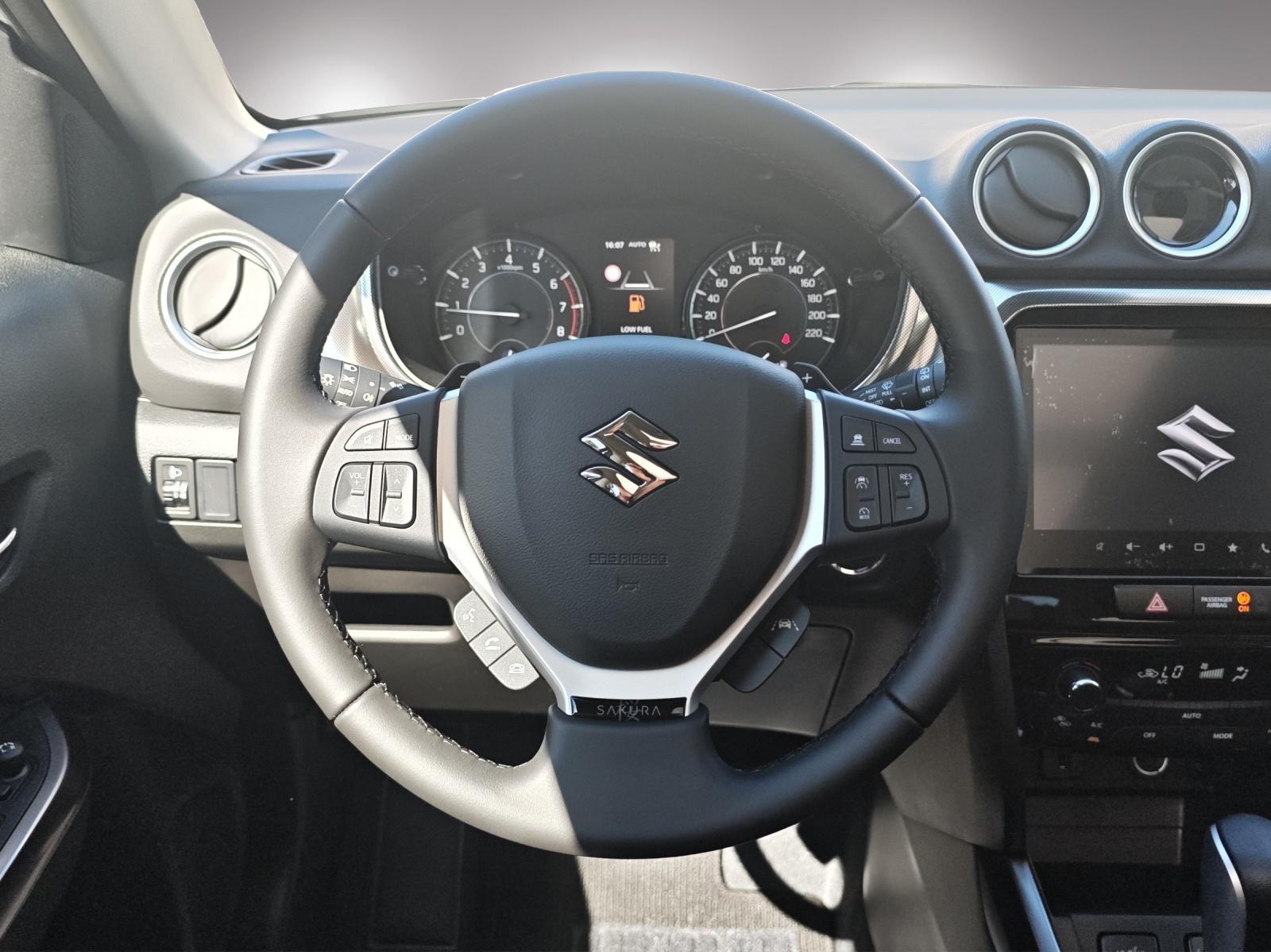 SUZUKI Vitara 1.4 T Sakura Top Hybrid 4x4-image-11