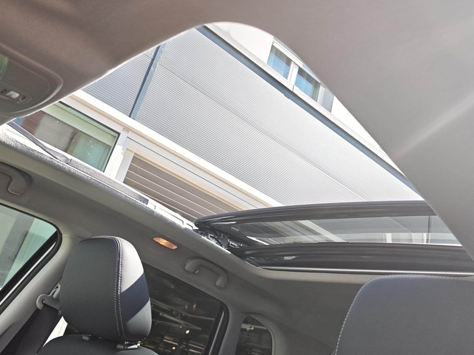 SUZUKI Vitara 1.4 T Sakura Top Hybrid 4x4-image-18