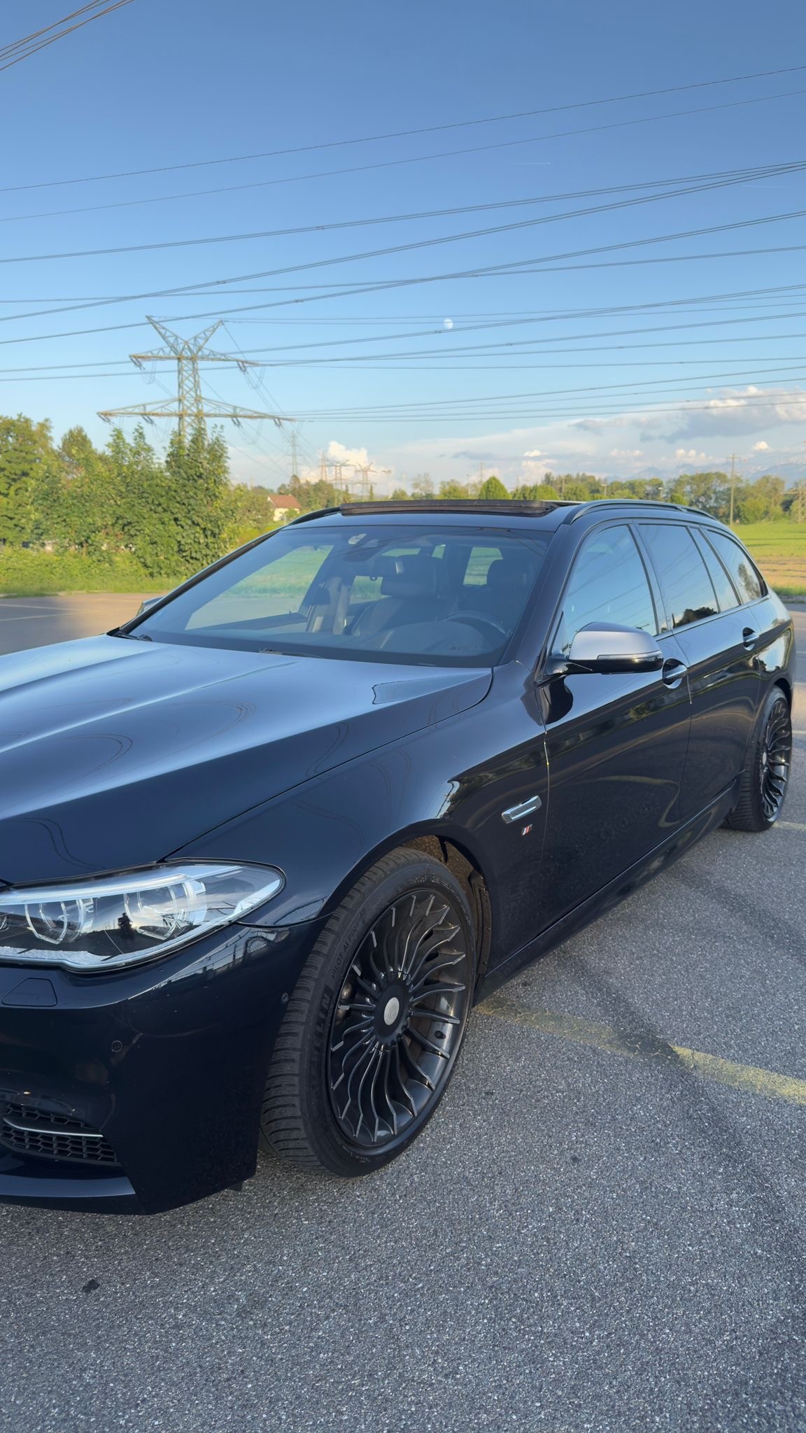 BMW M550d Touring xDrive Steptronic-image-1