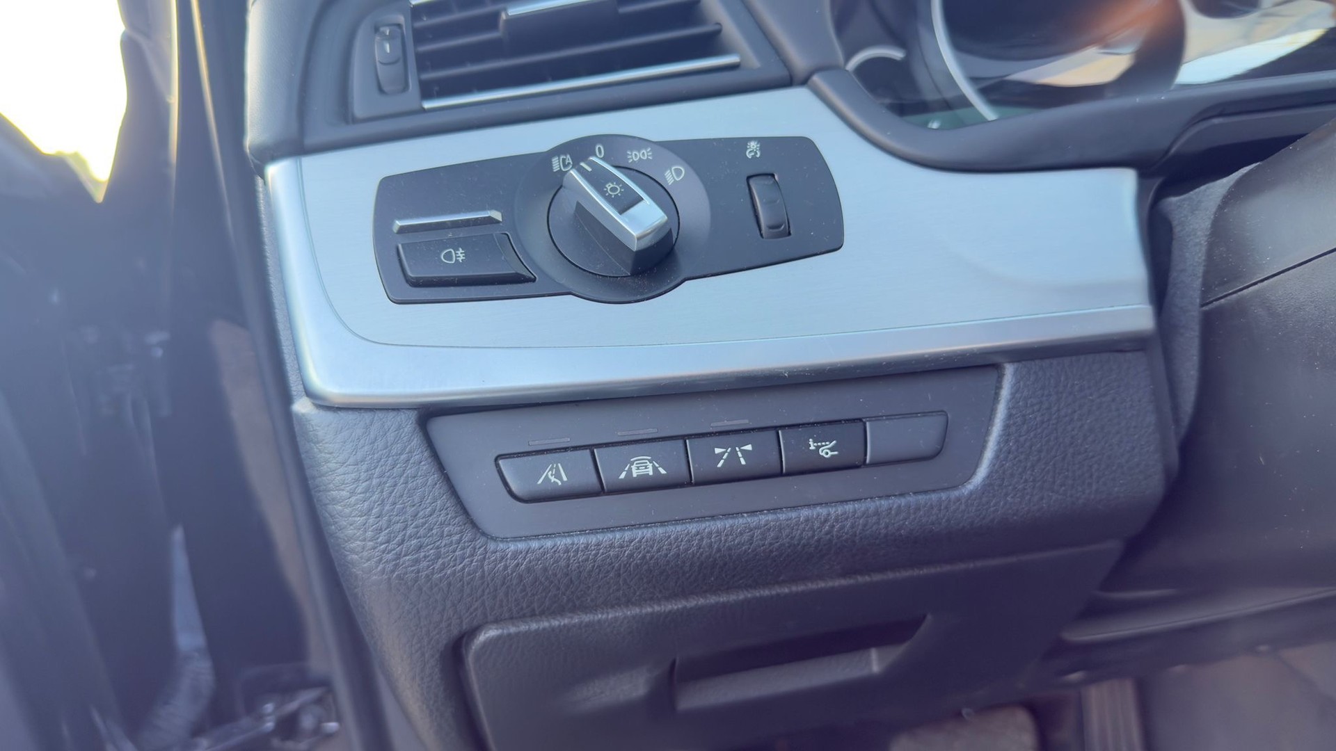 BMW M550d Touring xDrive Steptronic-image-9