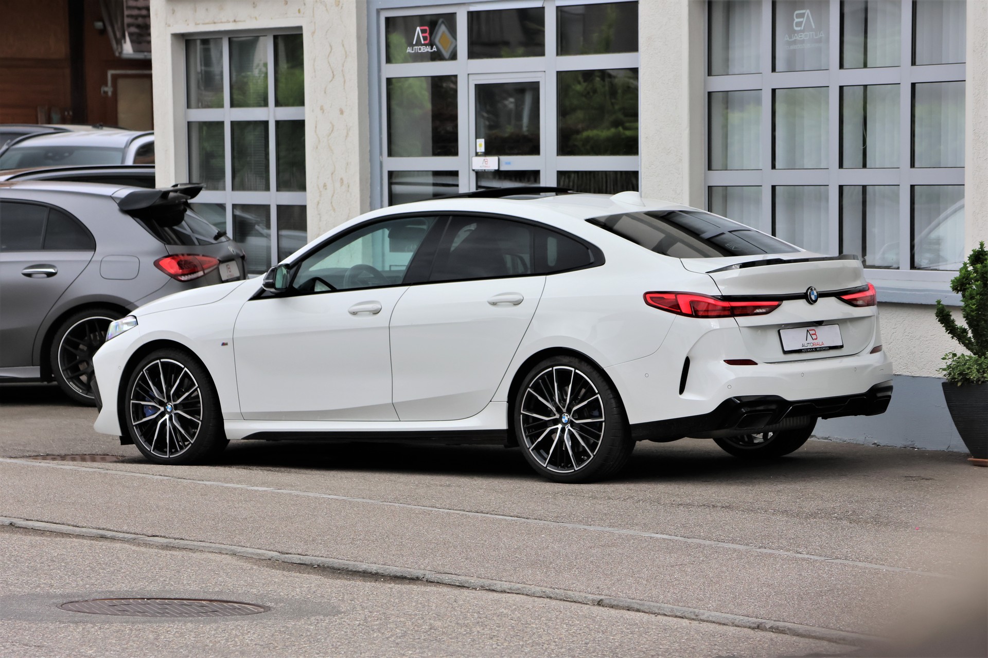 BMW M235i Gran Coupé xDrive Steptronic (CH)-image-4