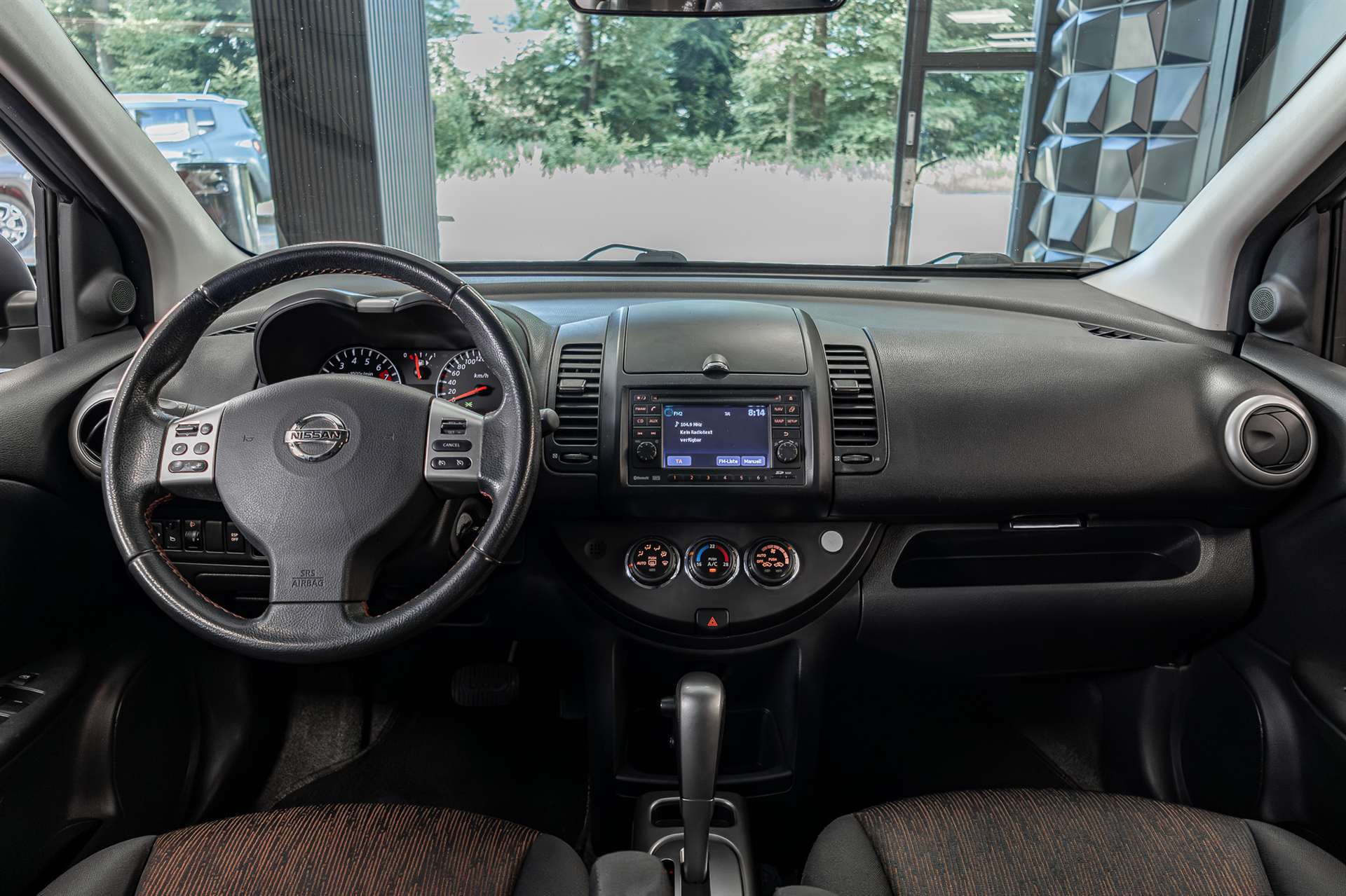 NISSAN Note 1.6 tekna Automatic-image-5