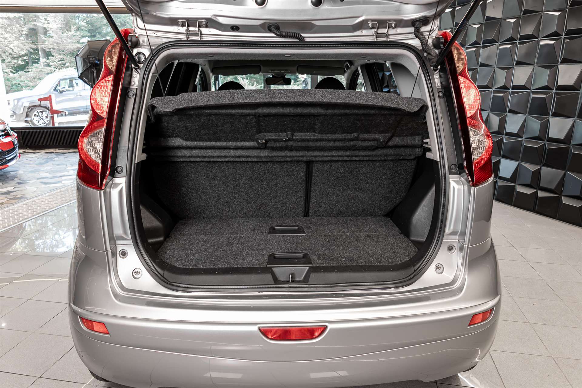 NISSAN Note 1.6 tekna Automatic-image-19