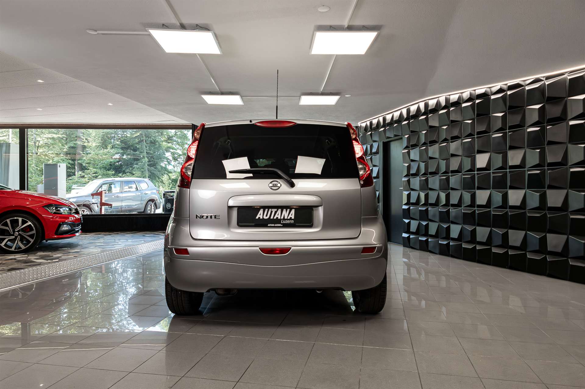 NISSAN Note 1.6 tekna Automatic-image-4