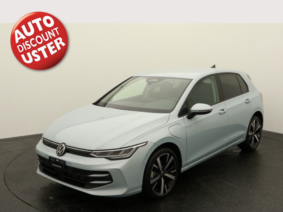 VW Golf VIII 1.5 TSI PHEV Limited