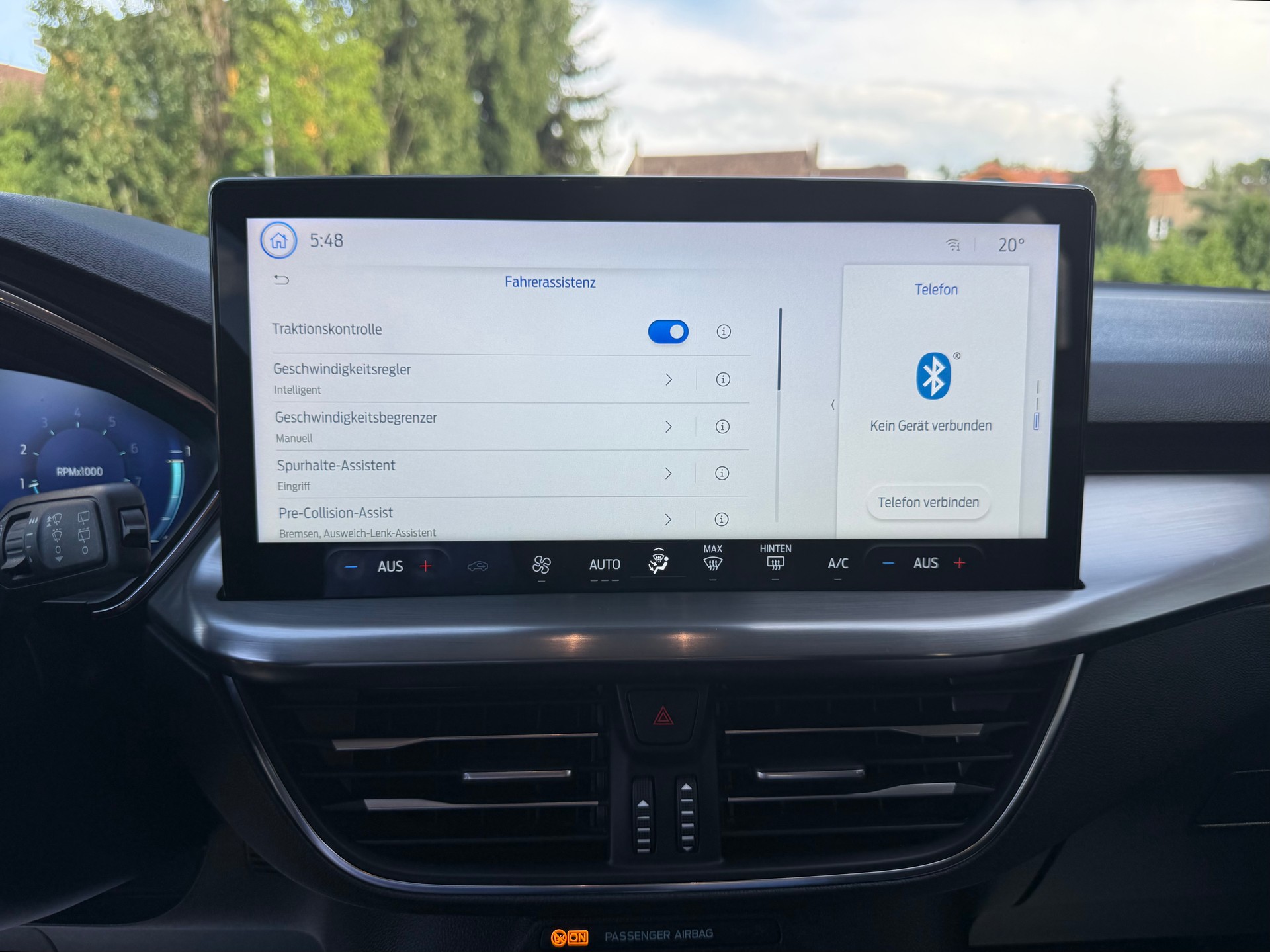 FORD Focus 1.0 MHEV Titanium X Automat-image-8
