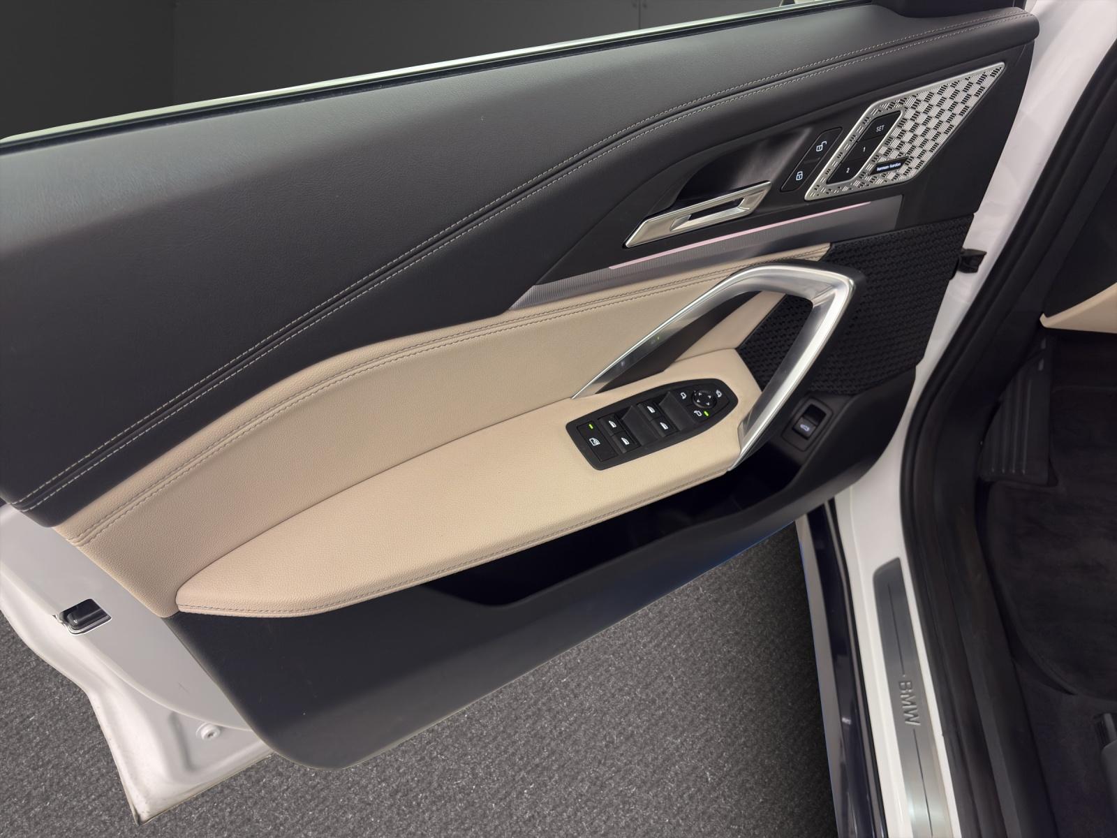 BMW iX1 30 xDrive XLINE-image-14