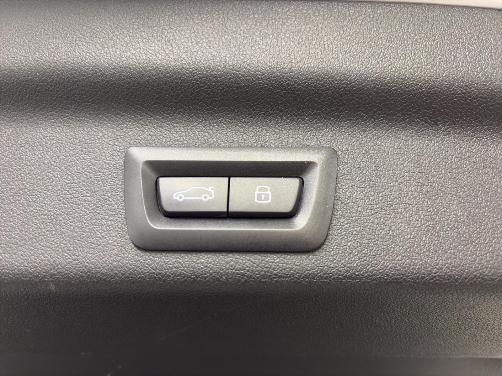 BMW iX1 30 xDrive XLINE-image-20