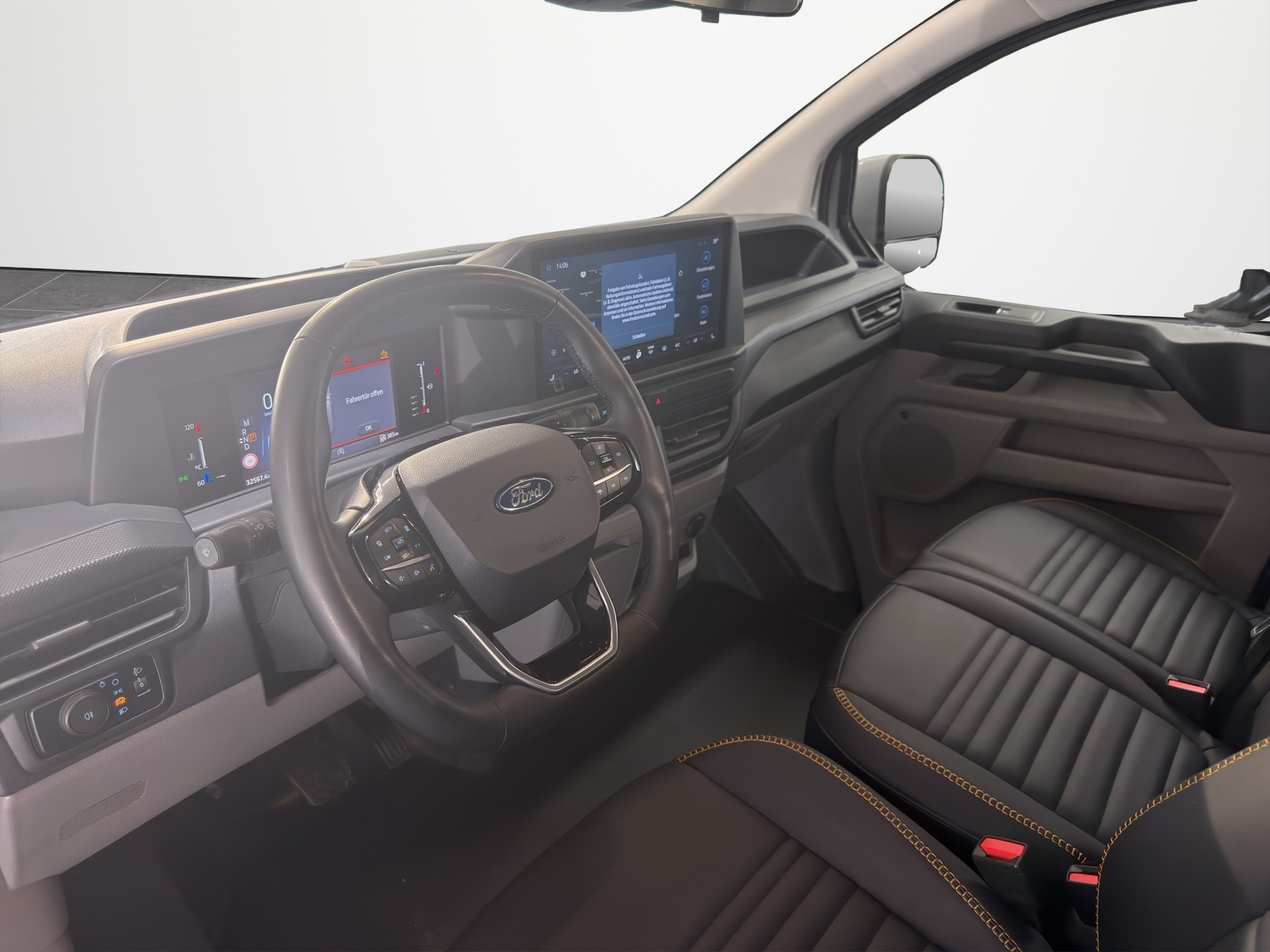 FORD Transit Custom Van 320 L2H1 Sport Automat 4x4-image-14