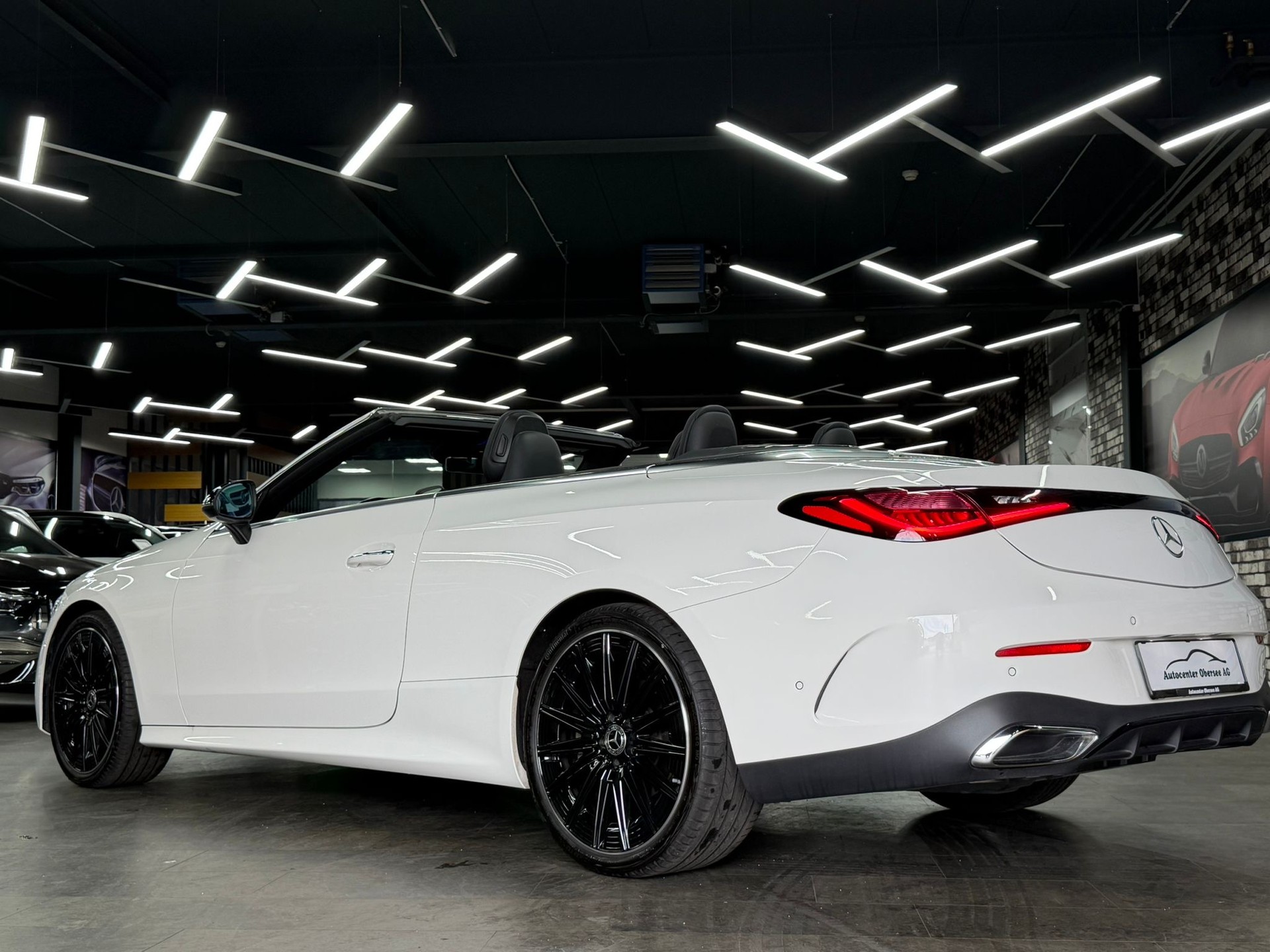 MERCEDES-BENZ CLE 180 AMG Line Cabrio 9G-Tronic-image-5