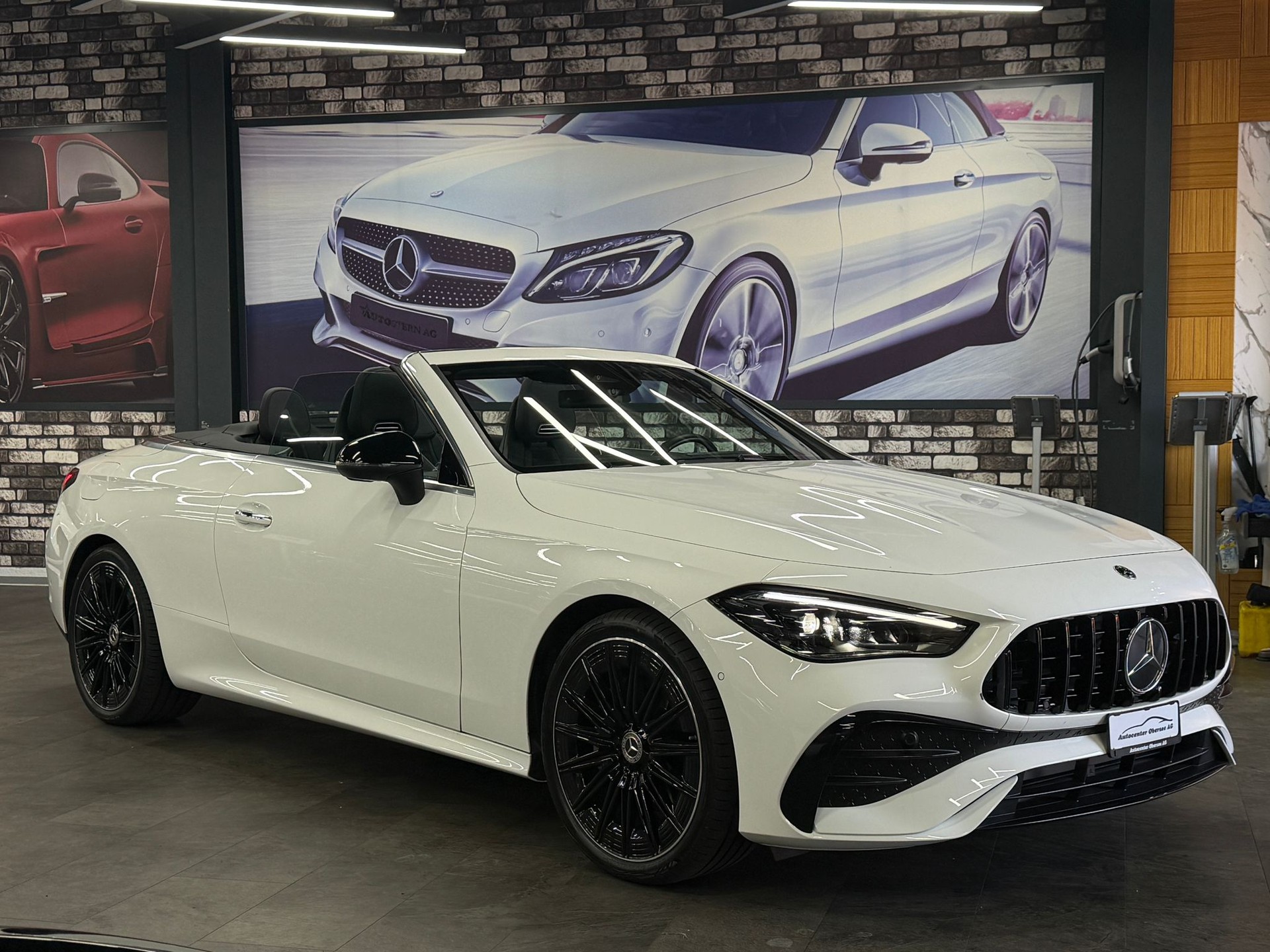 MERCEDES-BENZ CLE 180 AMG Line Cabrio | MBUX | Burmester® Soundsystem | 9G-TRONIC | Top Ausstattung | Werksgarantie-showroom-element-1