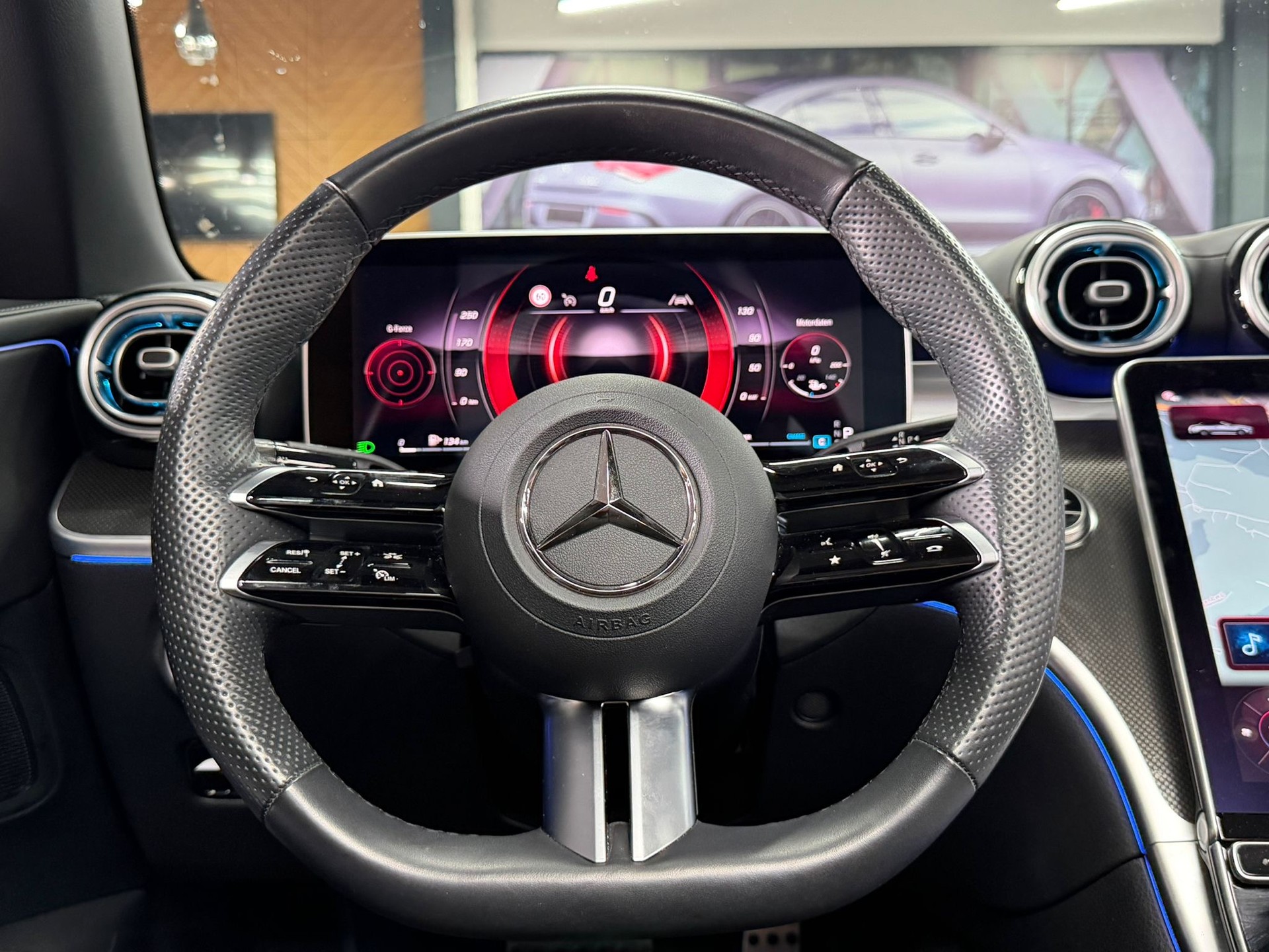 MERCEDES-BENZ CLE 180 AMG Line Cabrio 9G-Tronic-image-7