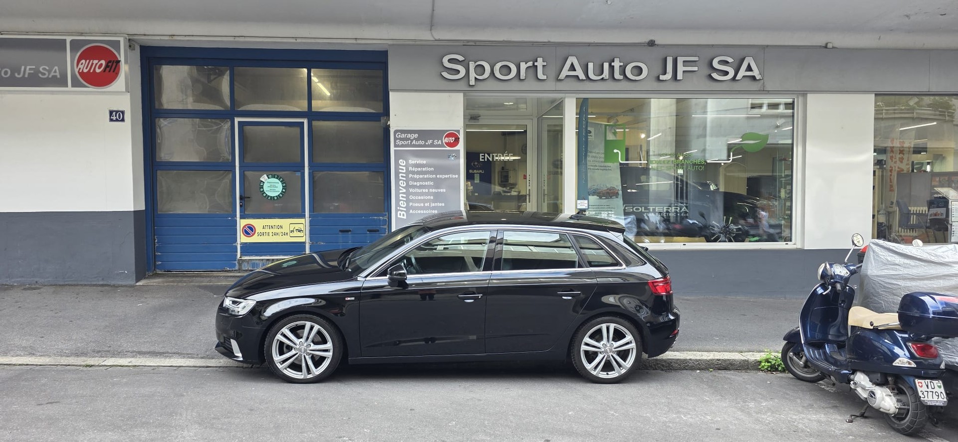 AUDI A3 Sportback 2.0 TFSI Sport quattro S-tronic-image-4