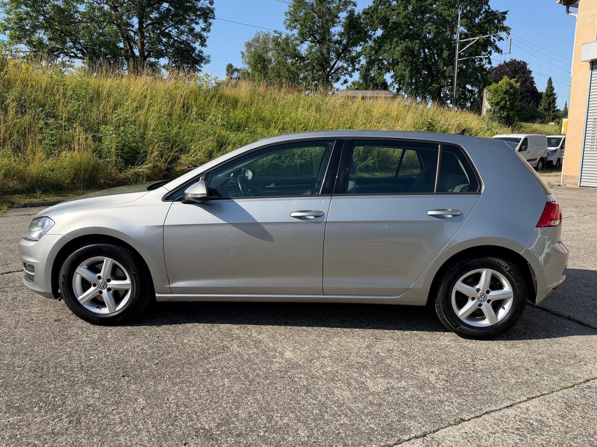VW Golf 1.4 TSI Highline-image-1