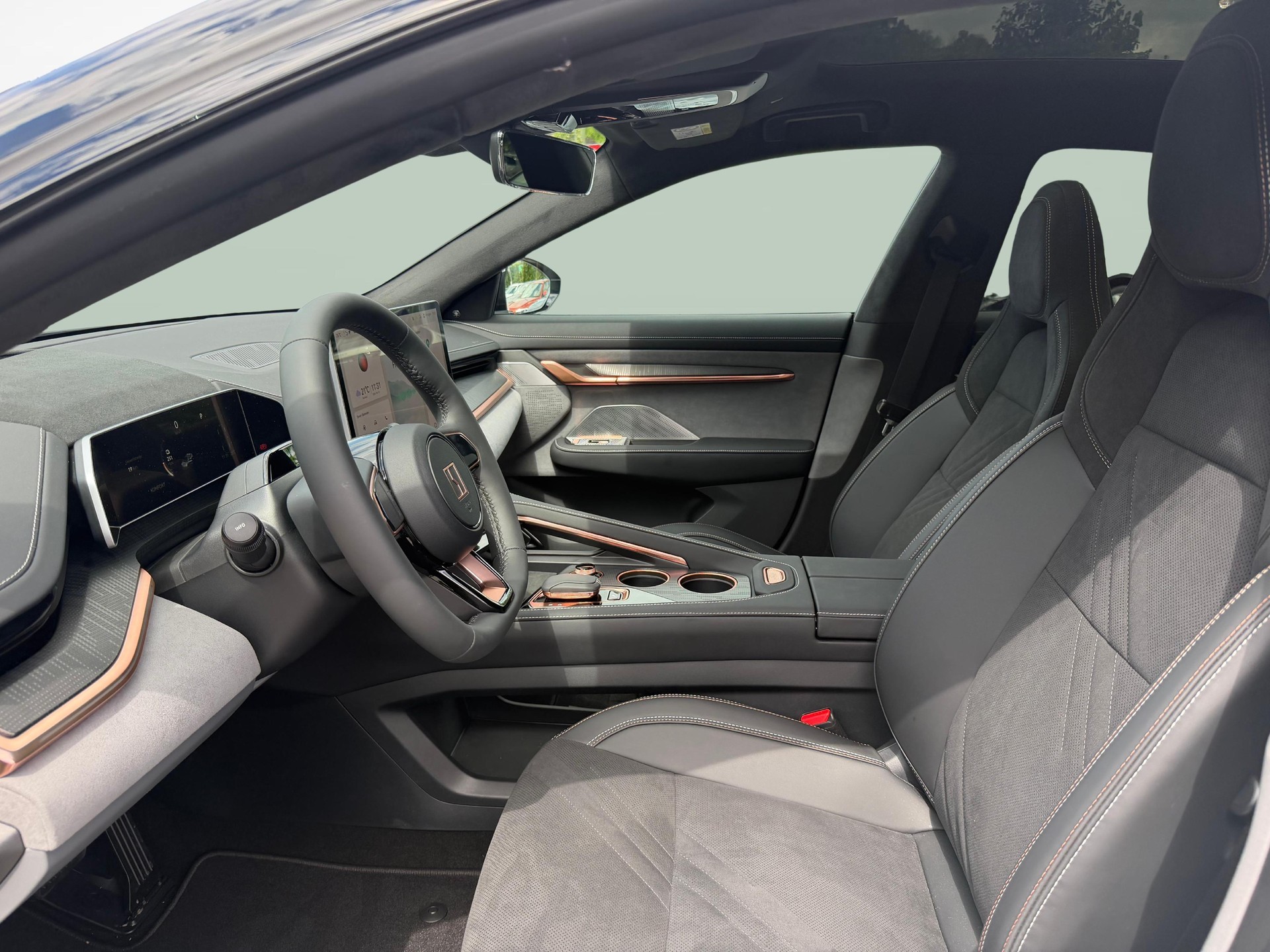 ZEEKR 001 Privilege AWD-showroom-element-1