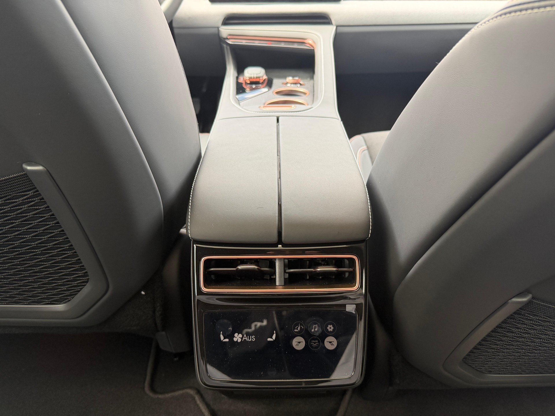 ZEEKR 001 Privilege AWD-image-10