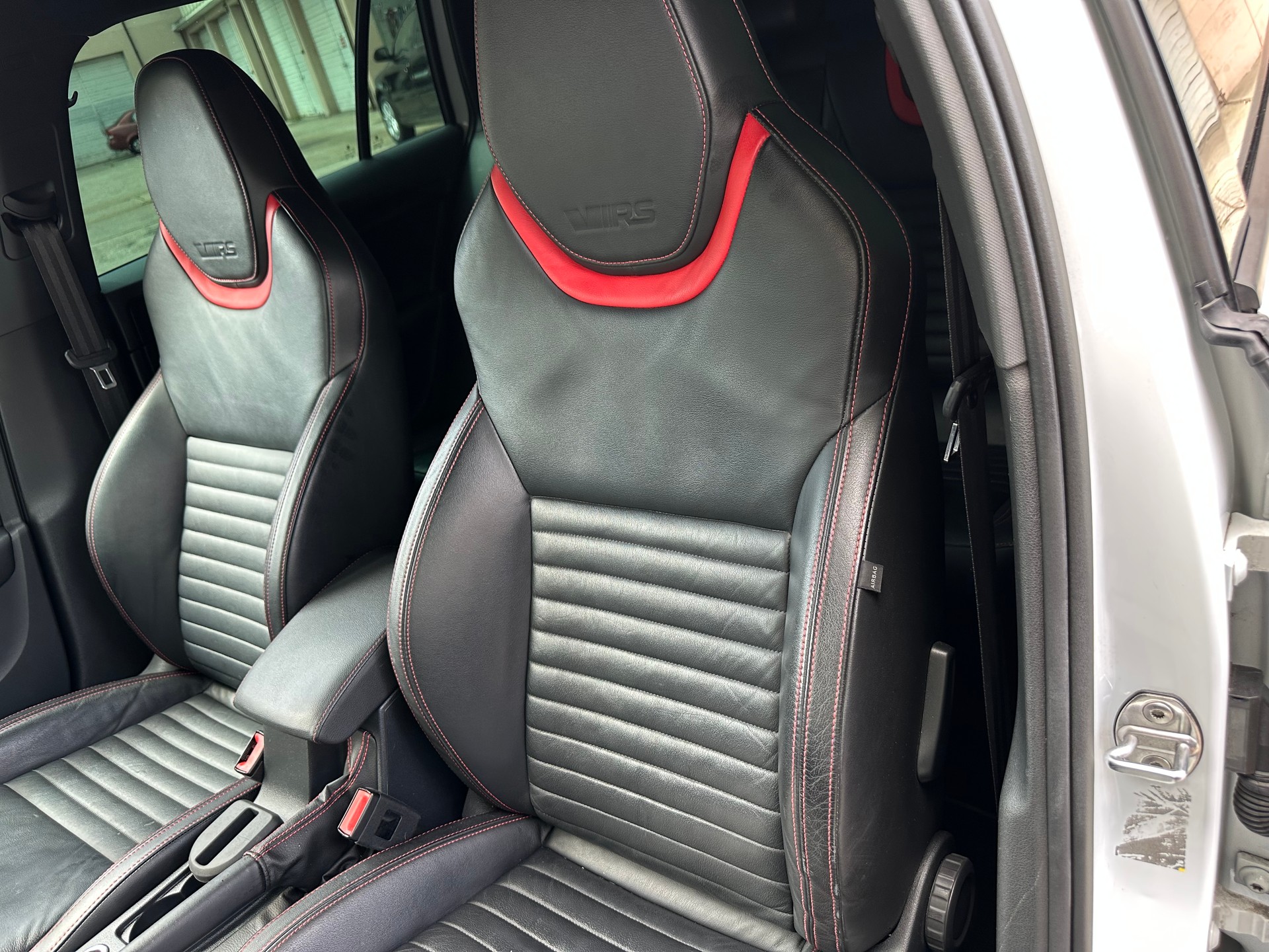 SKODA Octavia Combi 2.0 TDI RS 4x4 DSG-image-10