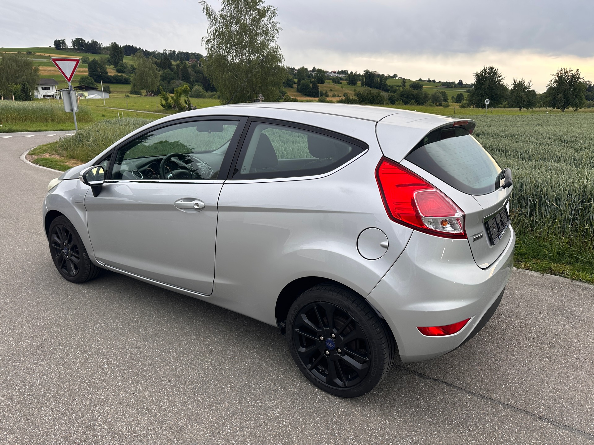 FORD Fiesta 1.0 SCTi Titanium-image-0