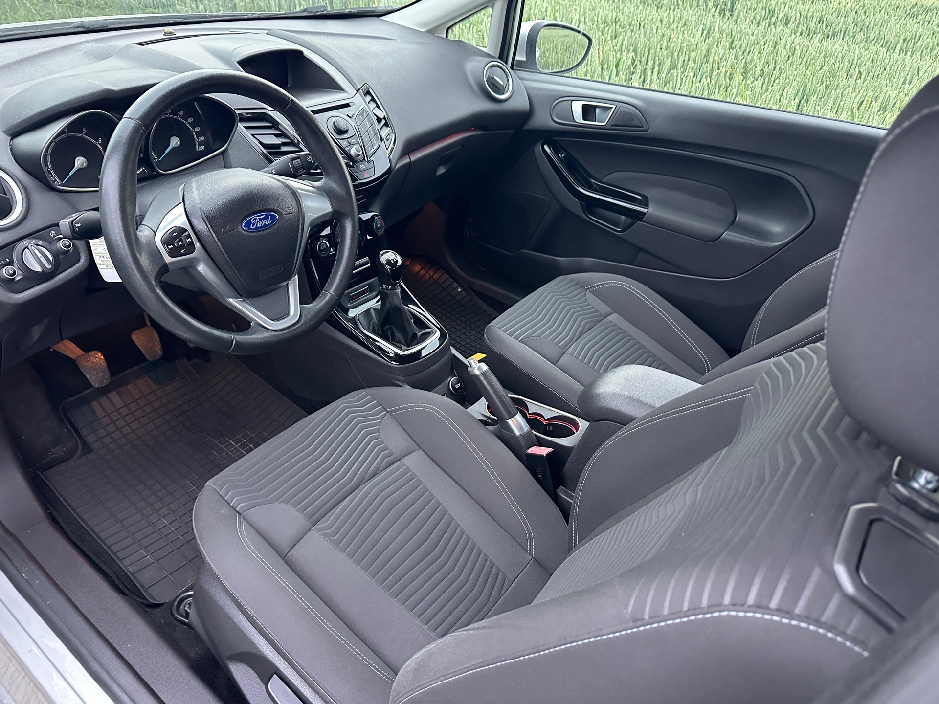 FORD Fiesta 1.0 SCTi Titanium-image-5
