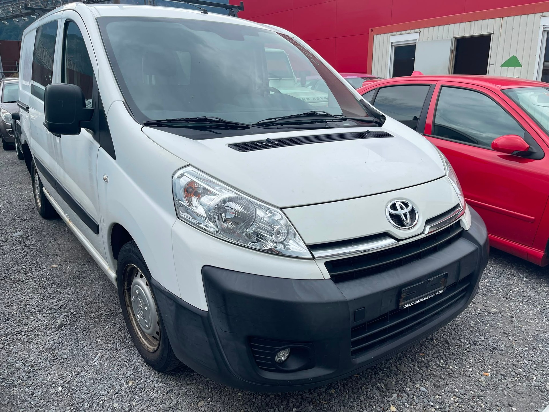TOYOTA Proace 1.6D Glass Van Terra L2H1-image-14