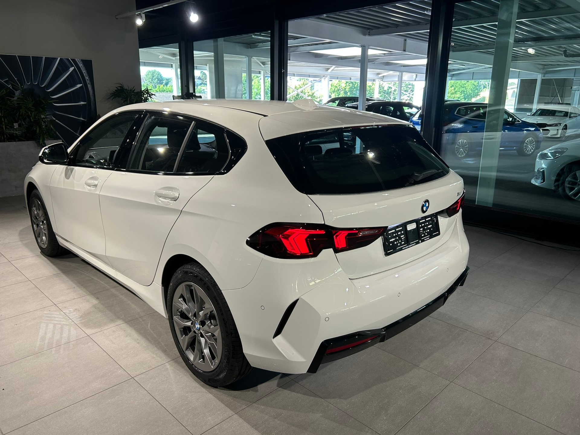 BMW 116 Steptronic-image-8