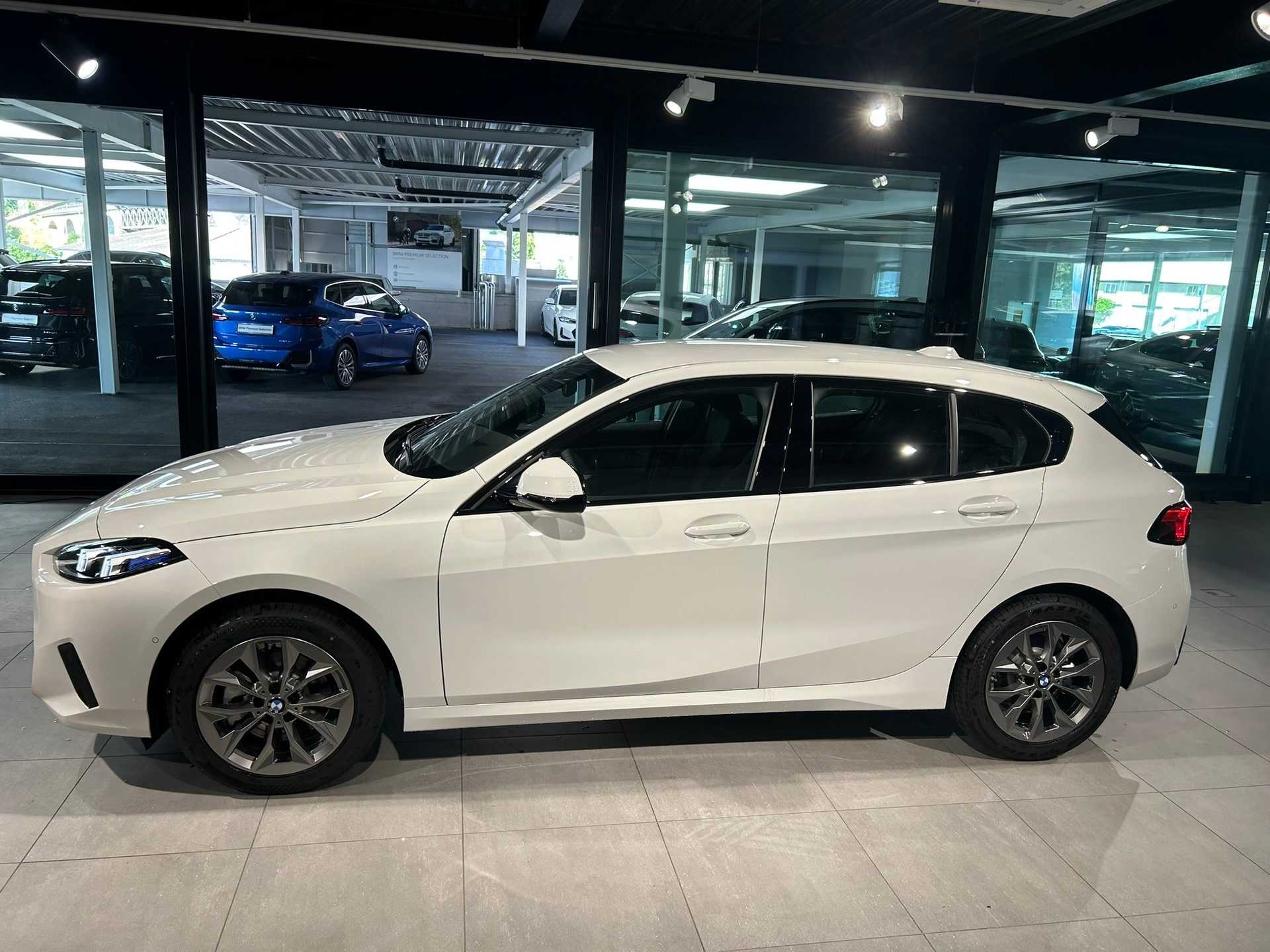 BMW 116 Steptronic-image-5