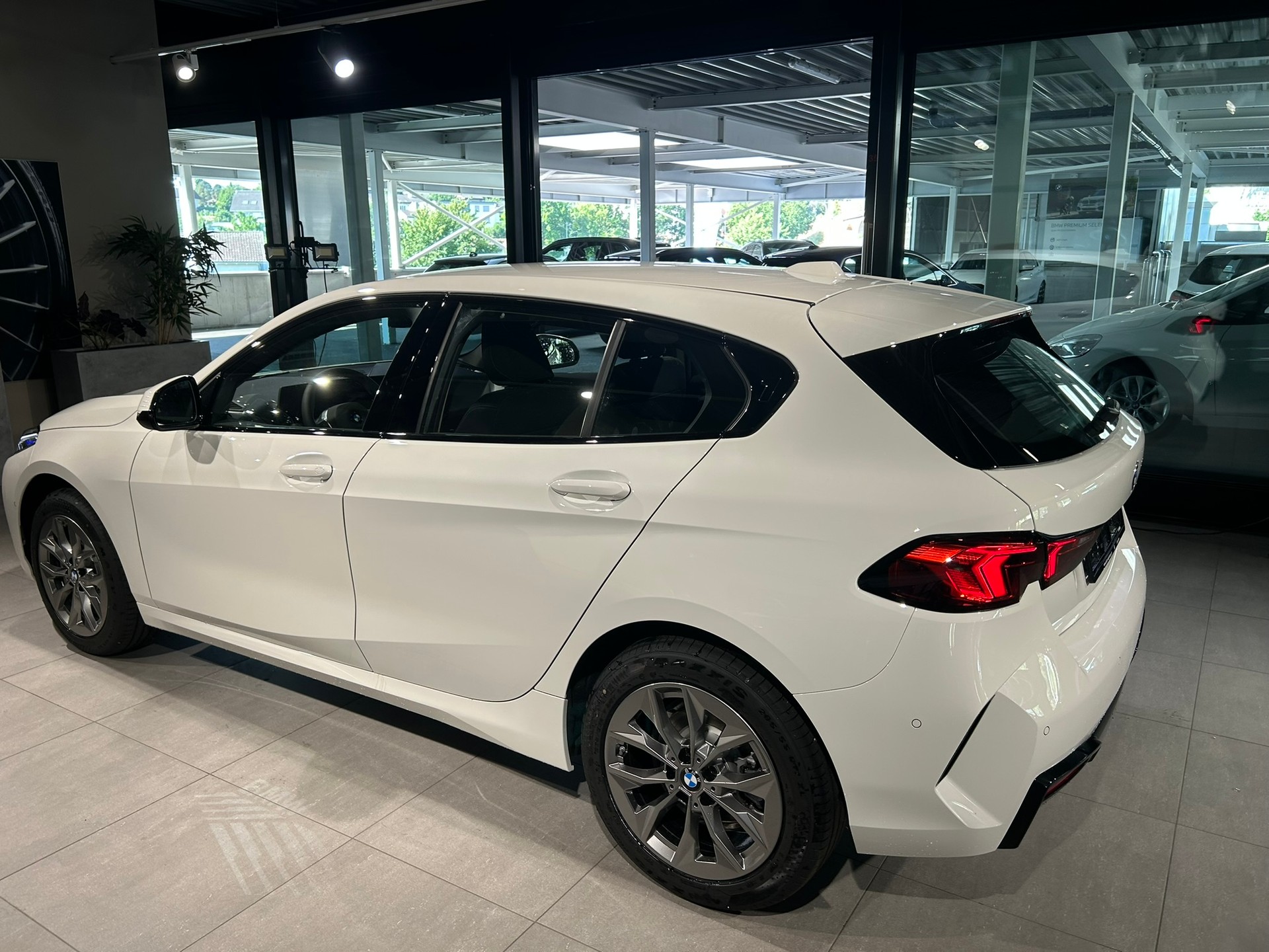 BMW 116 Steptronic-image-6