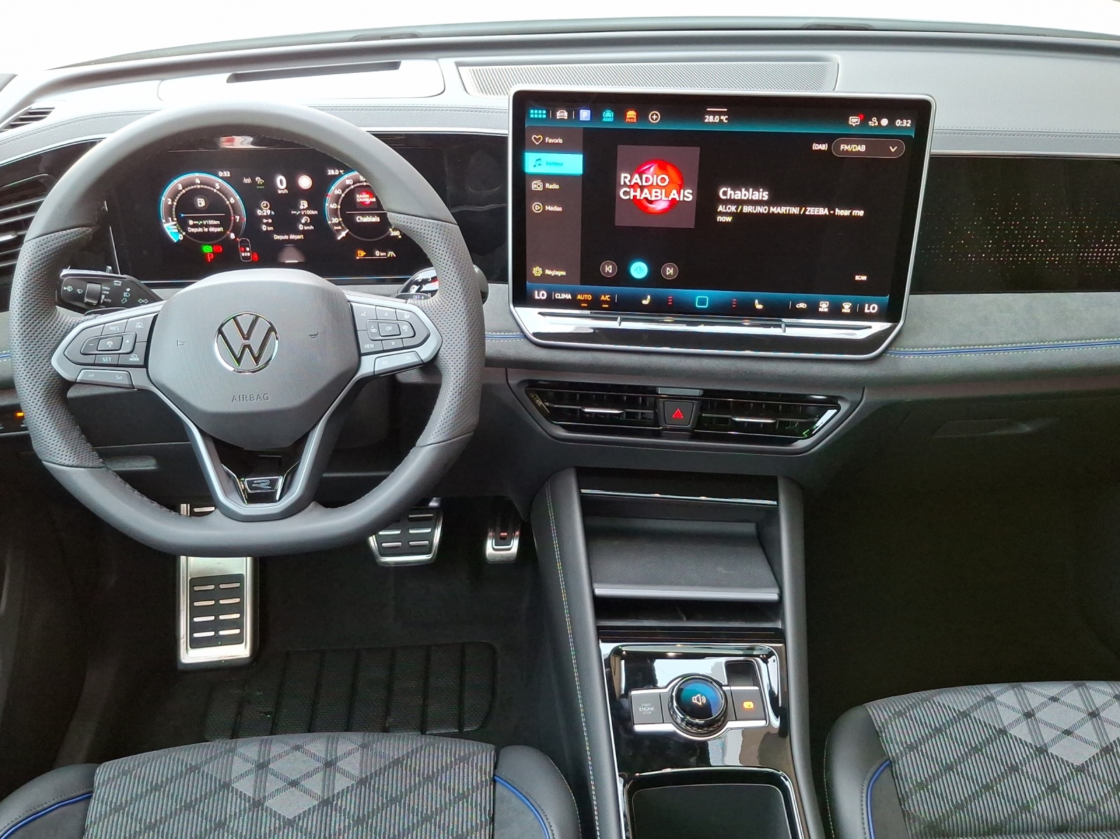 VW Tiguan 2.0 TSI DSG R-Line 4Motion-image-8