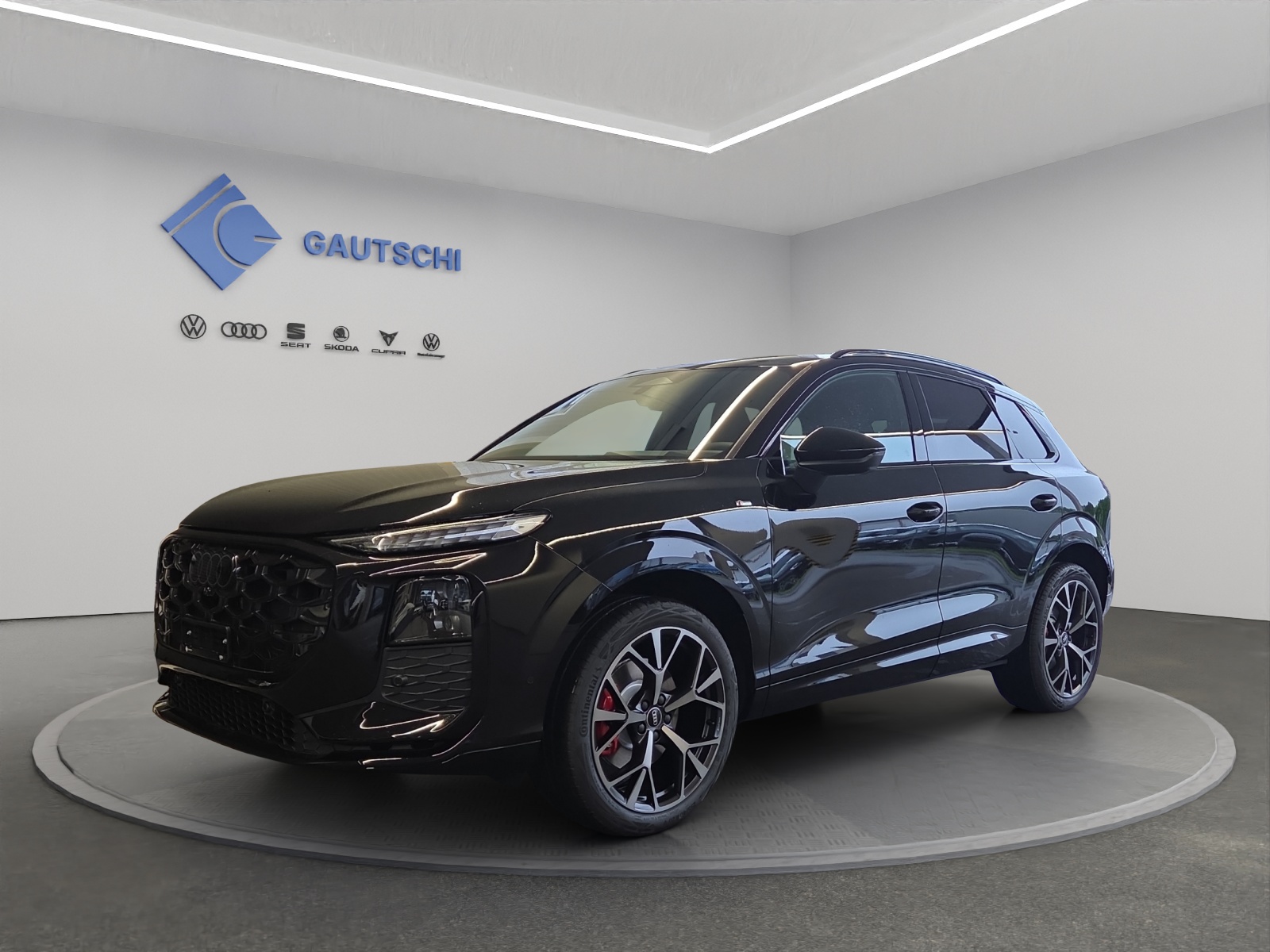 AUDI Q3 SUV TFSI quattro 195 kW S tronic-image-0