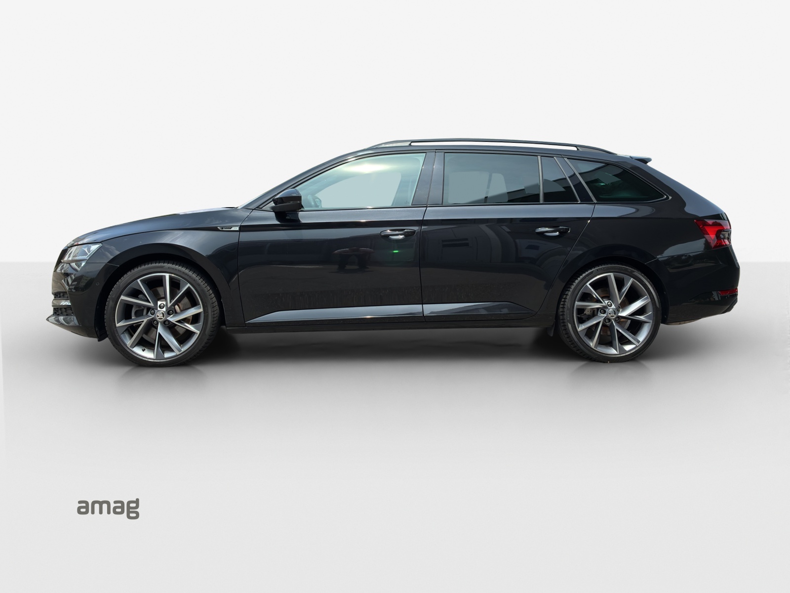 SKODA Superb Combi 2.0 TSI SportLine 4x4 DSG-showroom-element-1