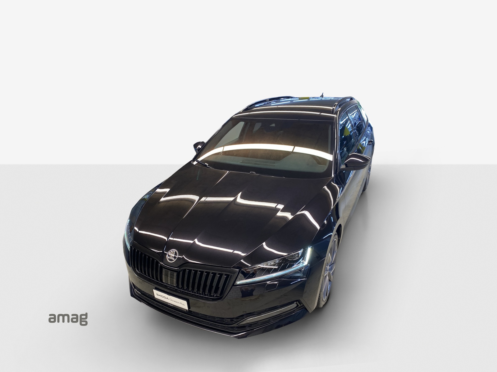 SKODA Superb Combi 2.0 TSI SportLine 4x4 DSG-image-15