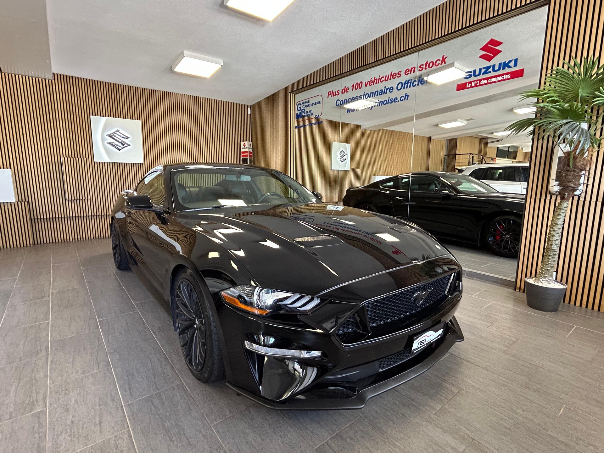 FORD Mustang Coupé 5.0 V8 GT-image-1