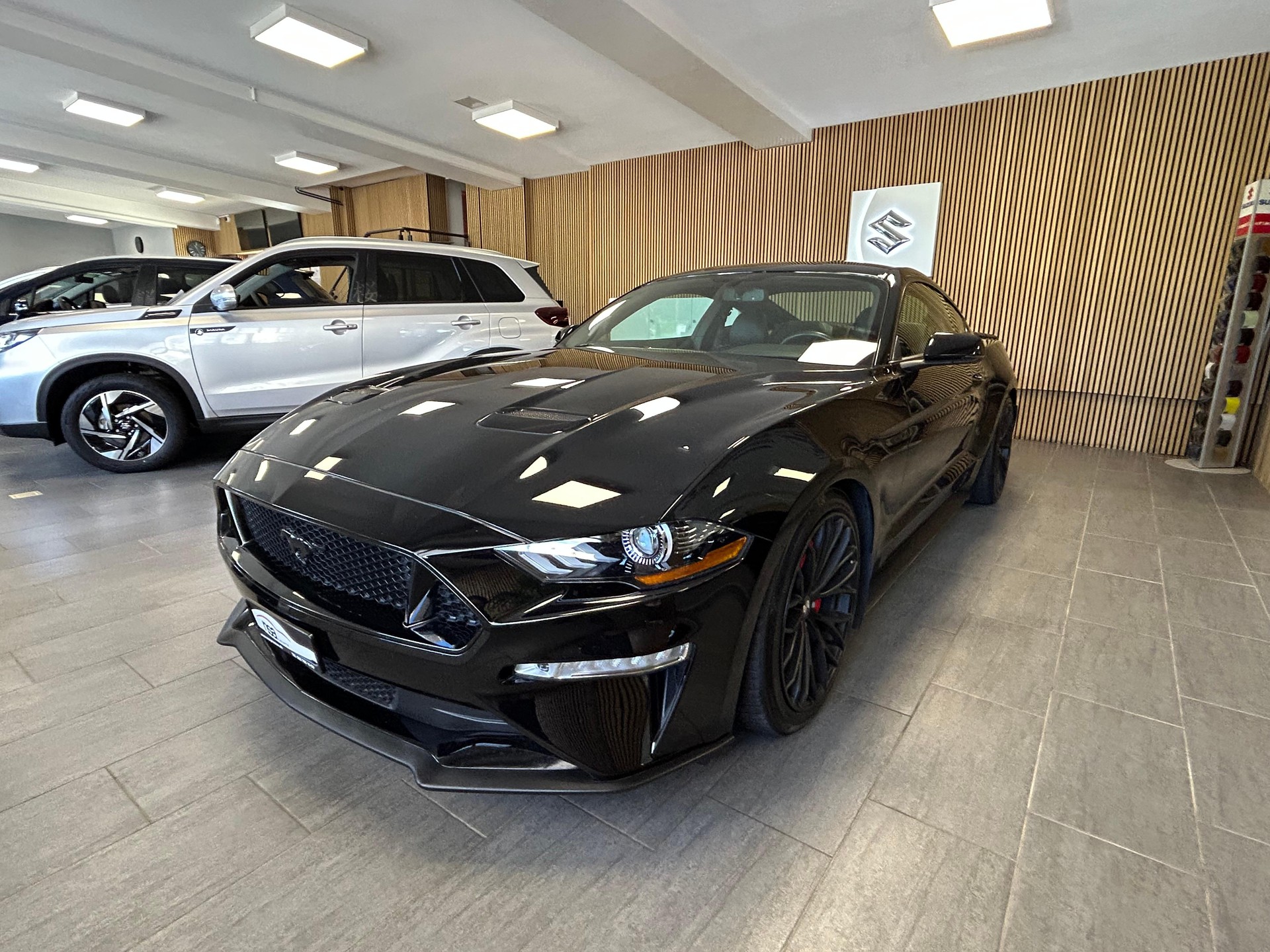 FORD Mustang Coupé 5.0 V8 GT-image-3
