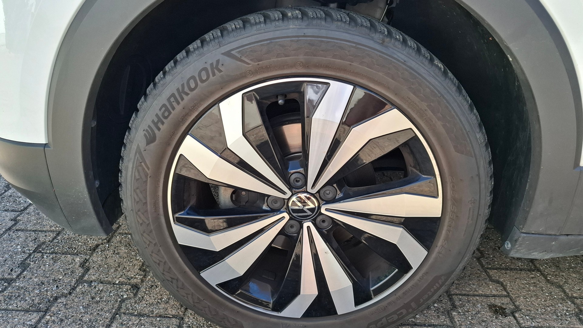 VW 1.0 TSI 110 Life DSG-image-15