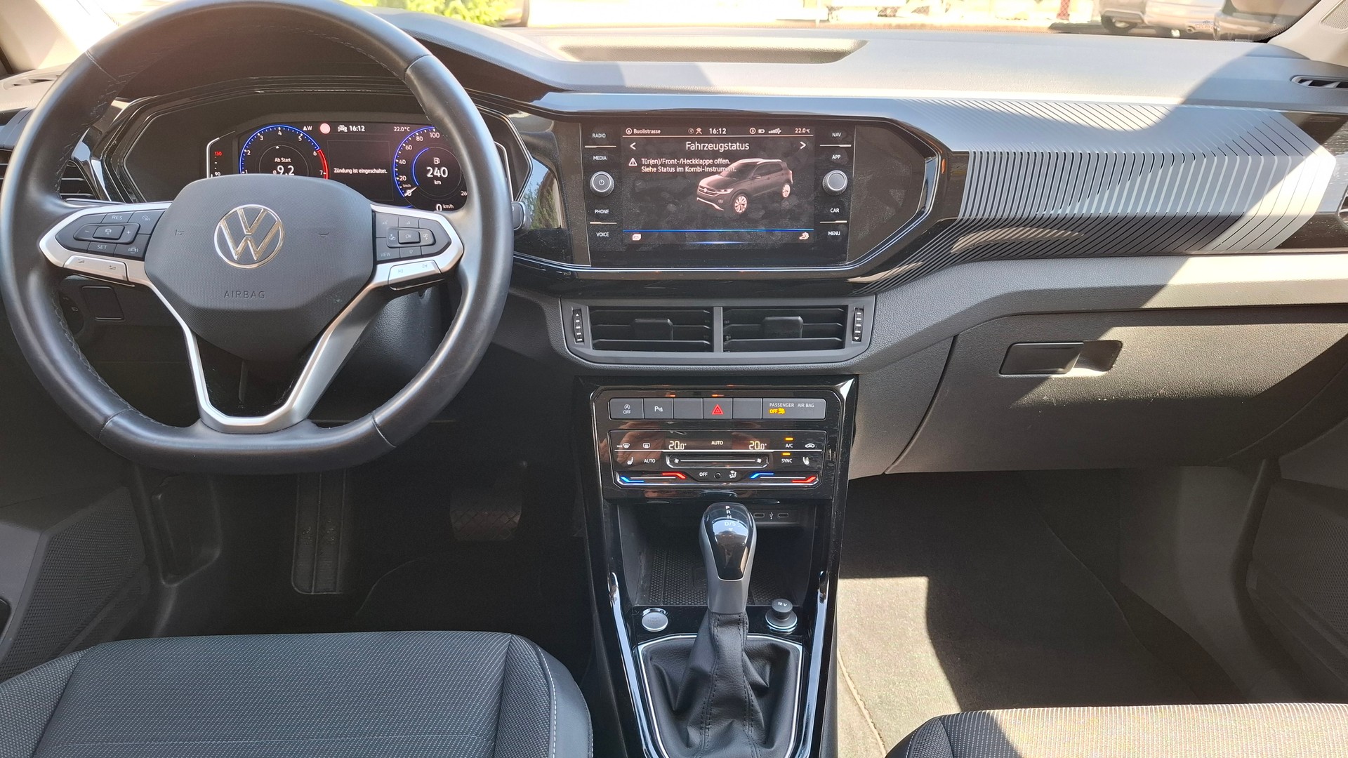 VW 1.0 TSI 110 Life DSG-image-4