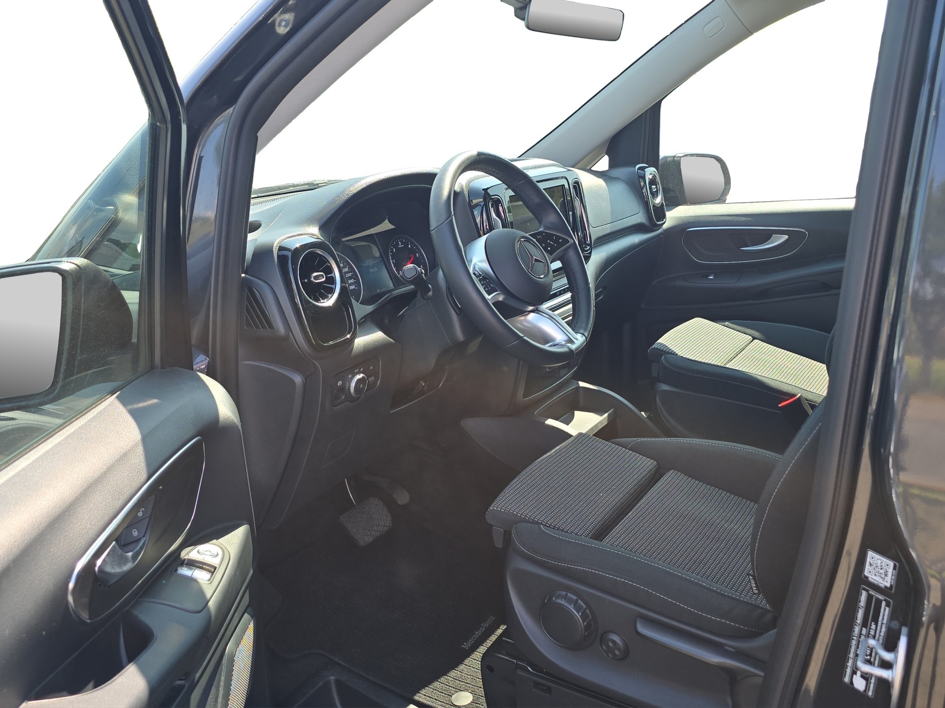 MERCEDES-BENZ Vito 119 CDI Lang Tourer 9G-Tronic 4M Pro-image-6