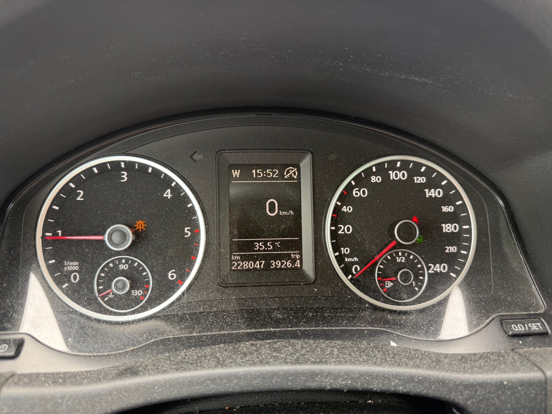 VW Tiguan 2.0 TDI BlueMotion Trend&Fun 4Motion DSG-image-12