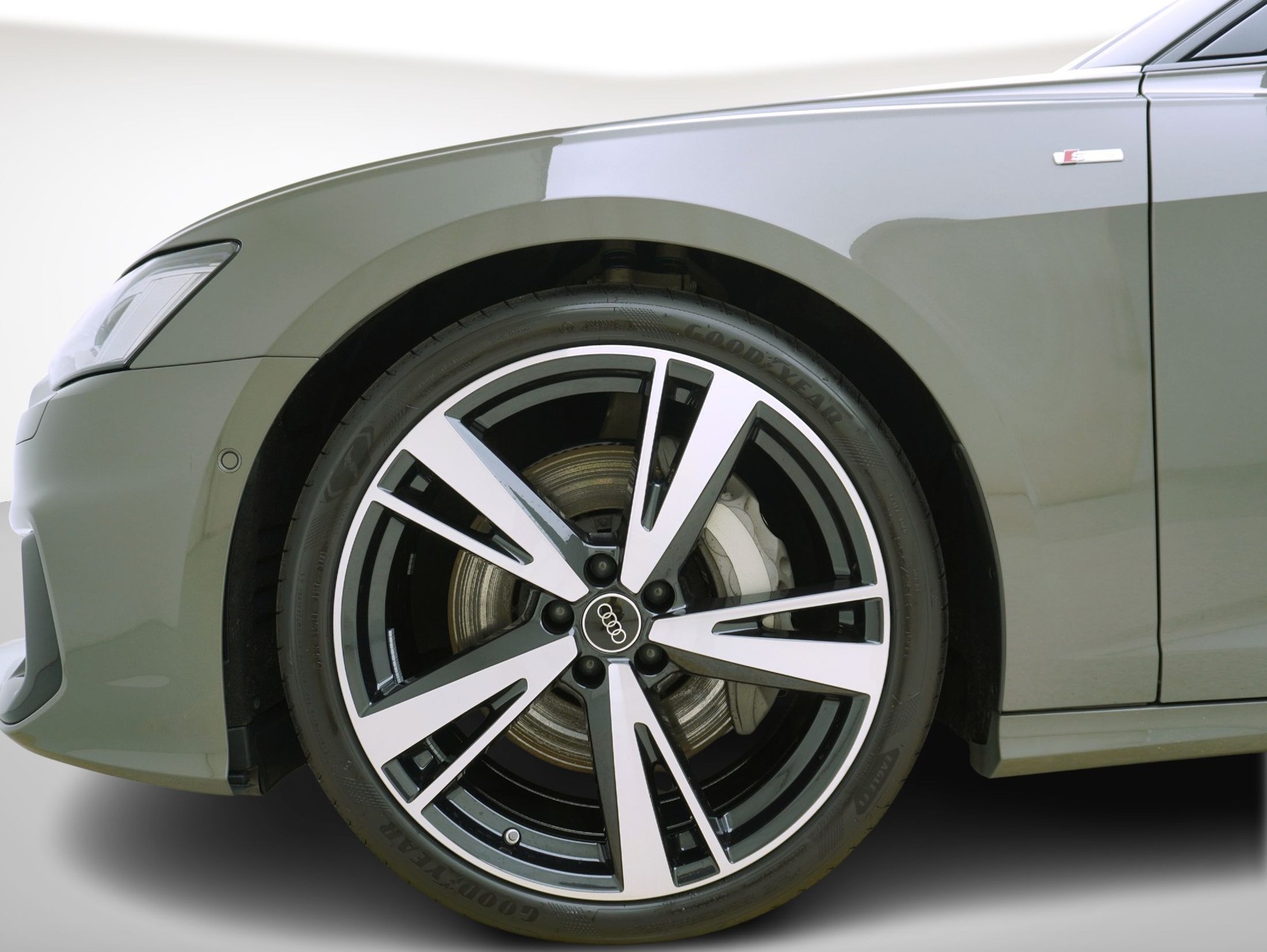 AUDI A6 Avant 50 TFSI e S Line quattro S-Tronic **Audi Werksgarantie bis 08/2030**-image-6
