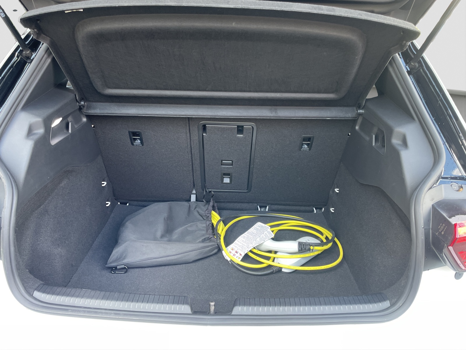 VW ID.3 Pro S 77 kWh Life Plus-image-9
