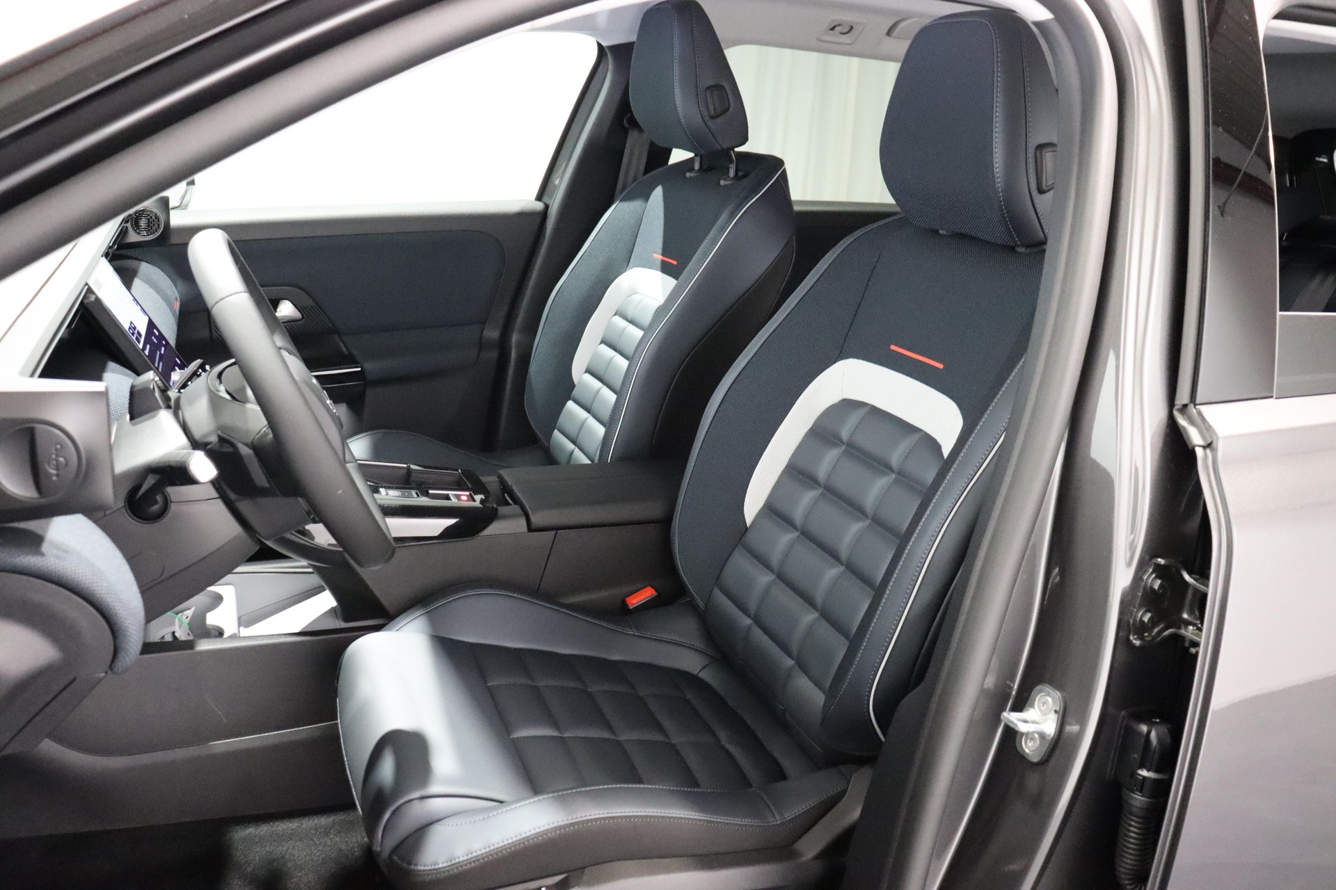 CITROEN C5 Aircross 1.2 Hybrid Max-image-3