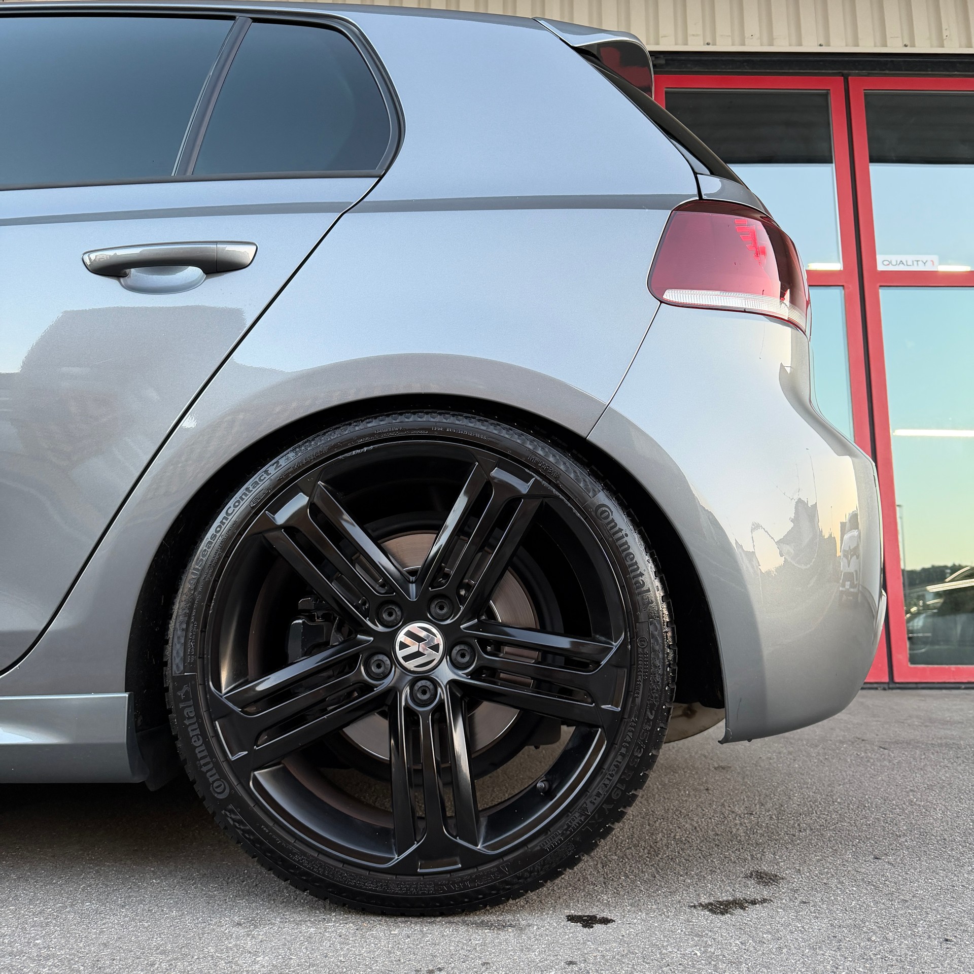 VW Golf 2.0 TSI R Team 4Motion DSG-image-8