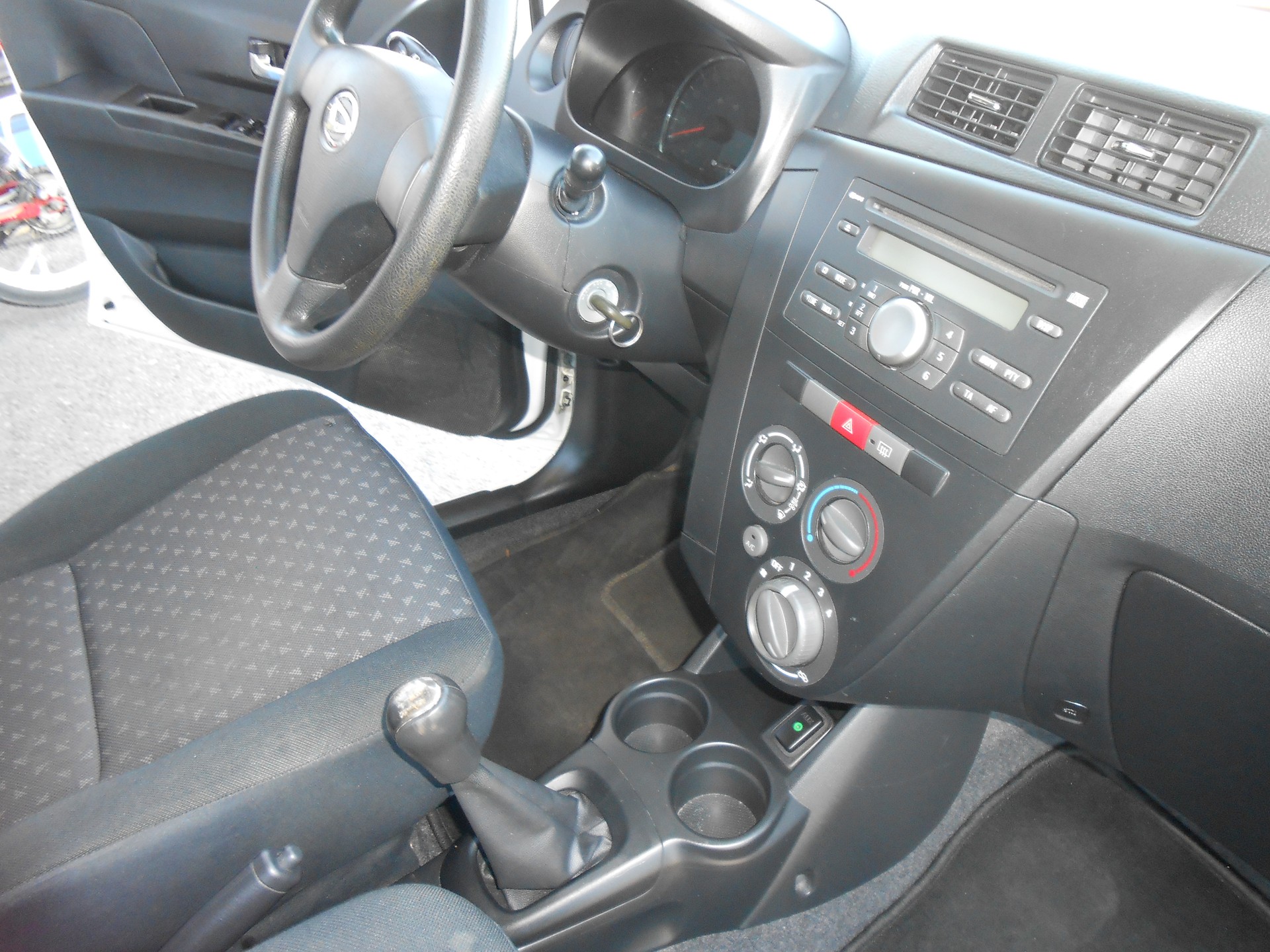DAIHATSU Cuore 1.0-image-12