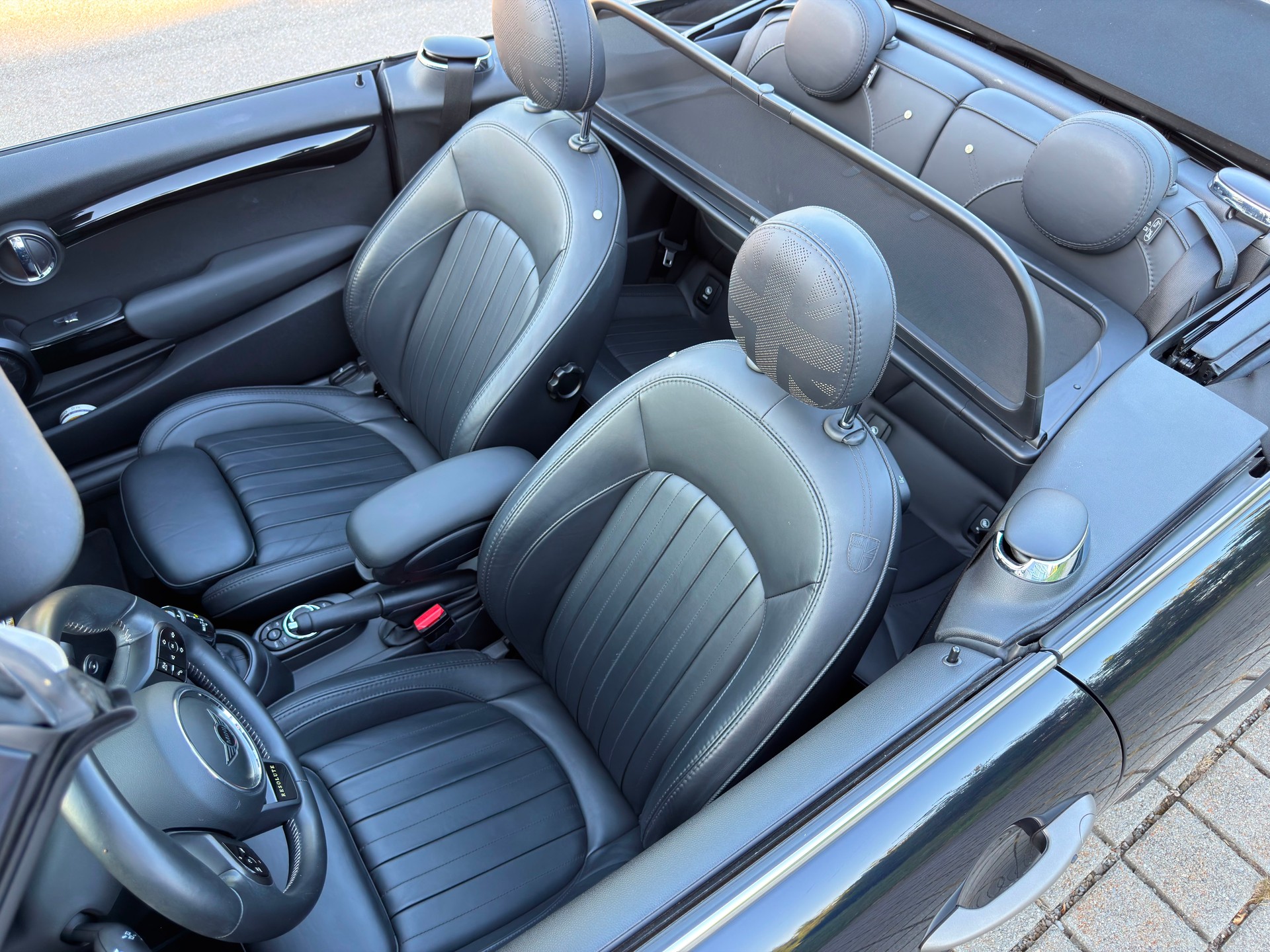 MINI Cooper S Cabriolet Resolute Edition DKG-image-8