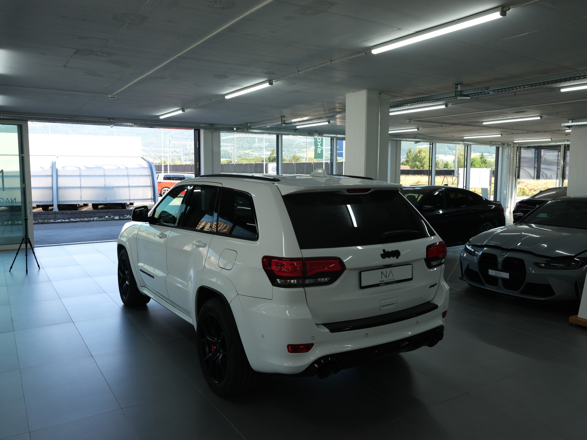 JEEP Grand Cherokee 6.4 V8 HEMI SRT8 Automatic *Sportabgassanlage* *Head up Display* *Carplay*-image-11