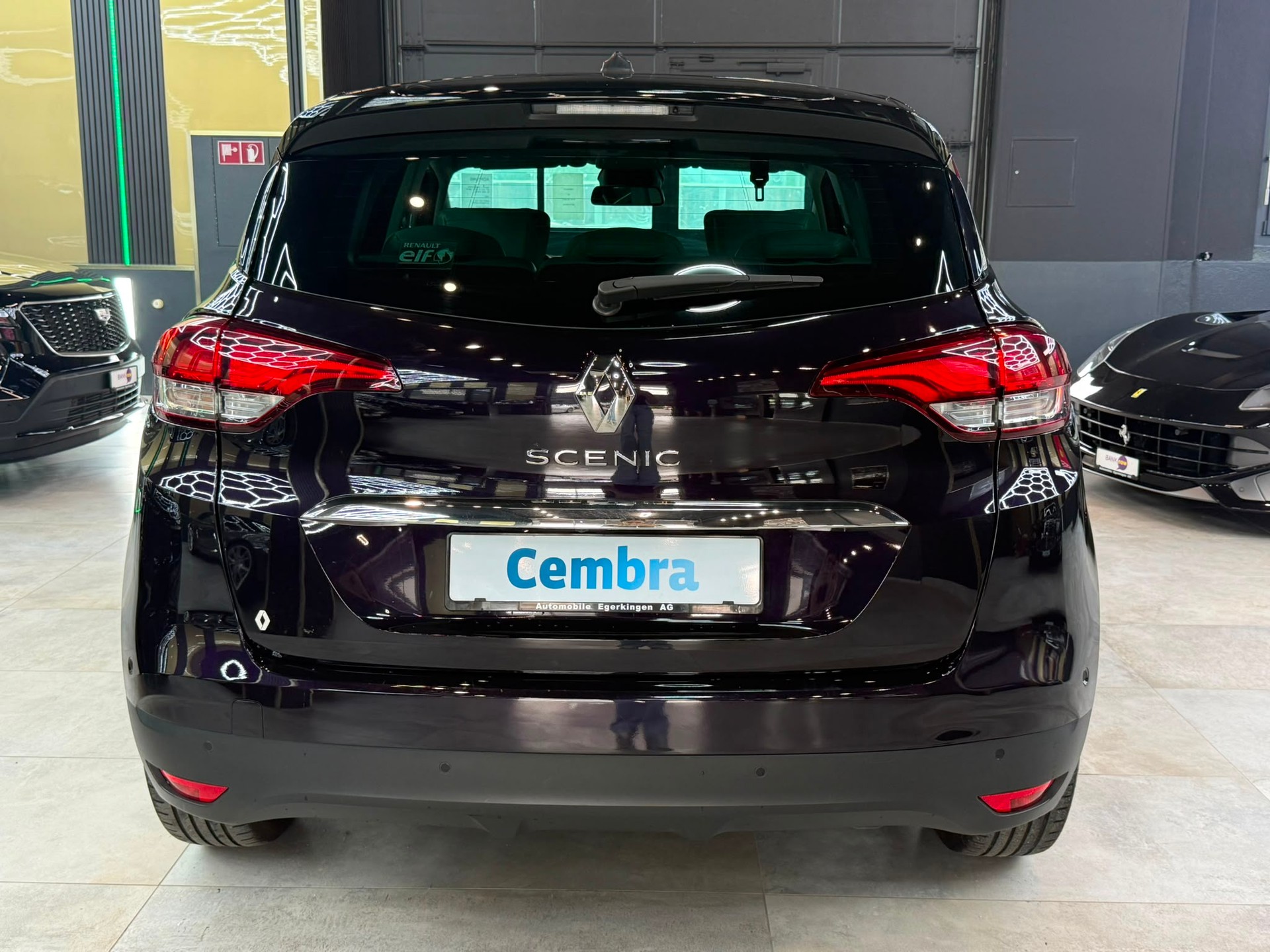 RENAULT Scénic 1.6 dCi Initiale Paris EDC-image-5