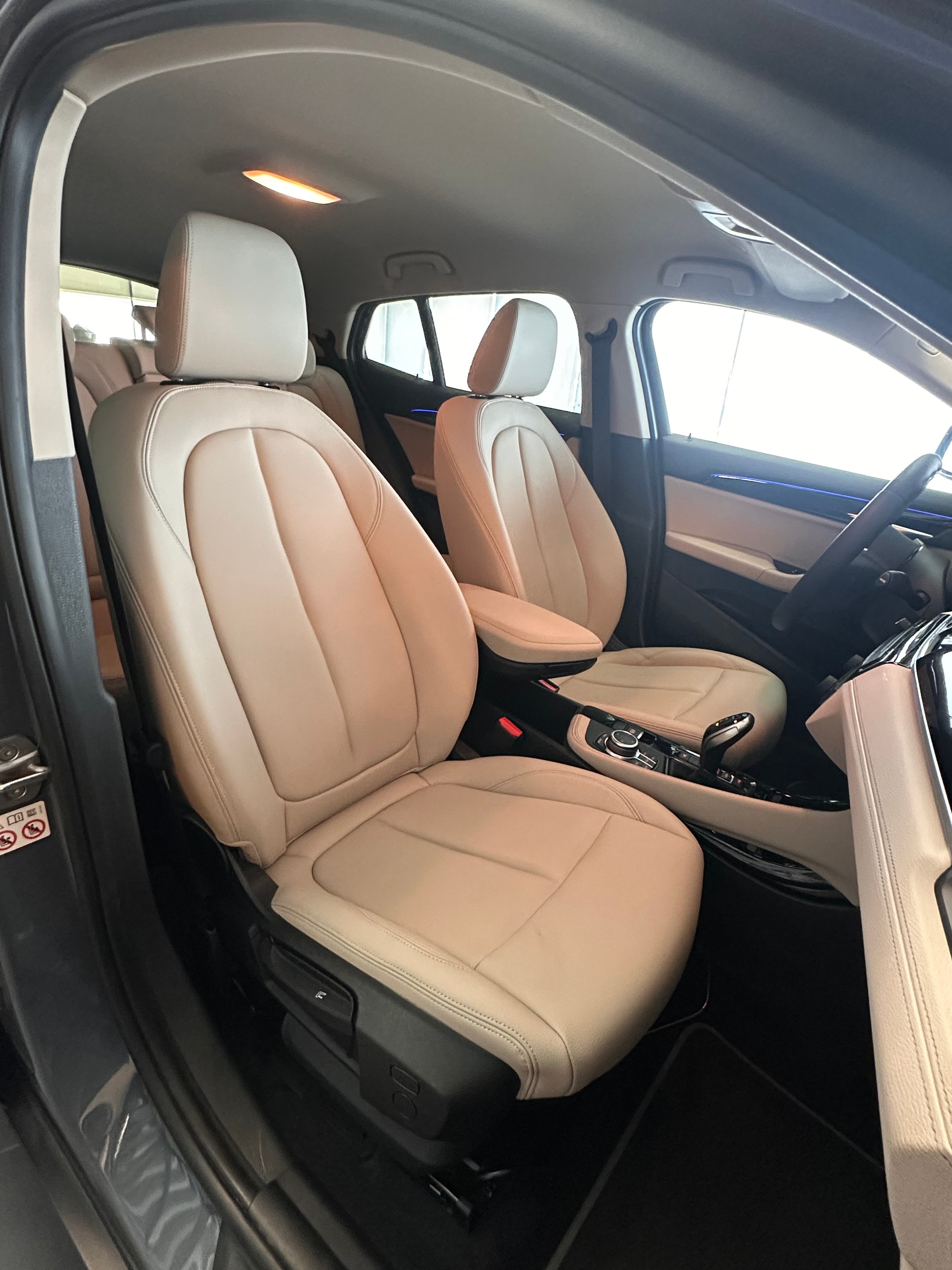 BMW X2 20i xDrive-image-22